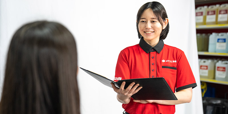 450のお店をオープンさせた"フランチャイズのプロ達"があなたの独立を支援します｜おそうじ革命