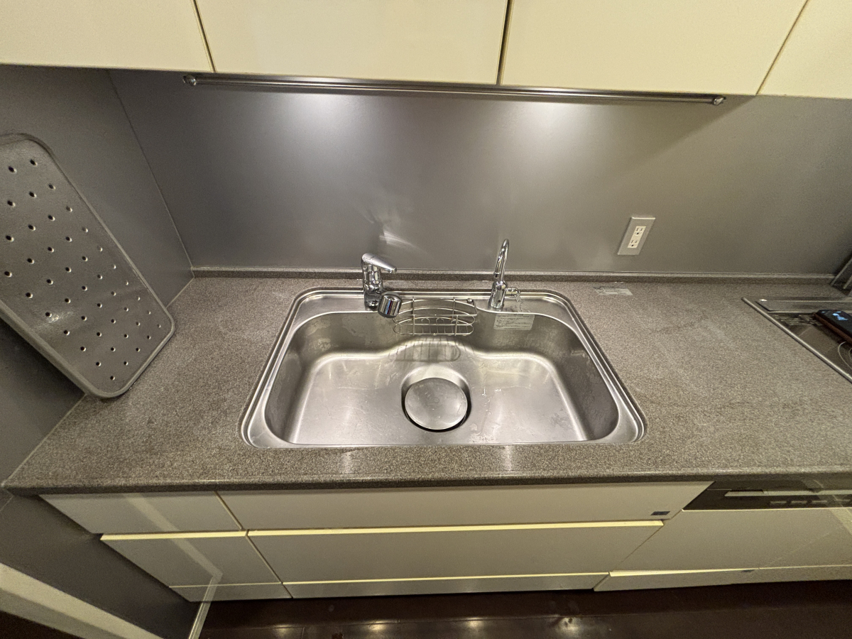 神奈川県横浜市金沢区のキッチンクリーニングの作業後2