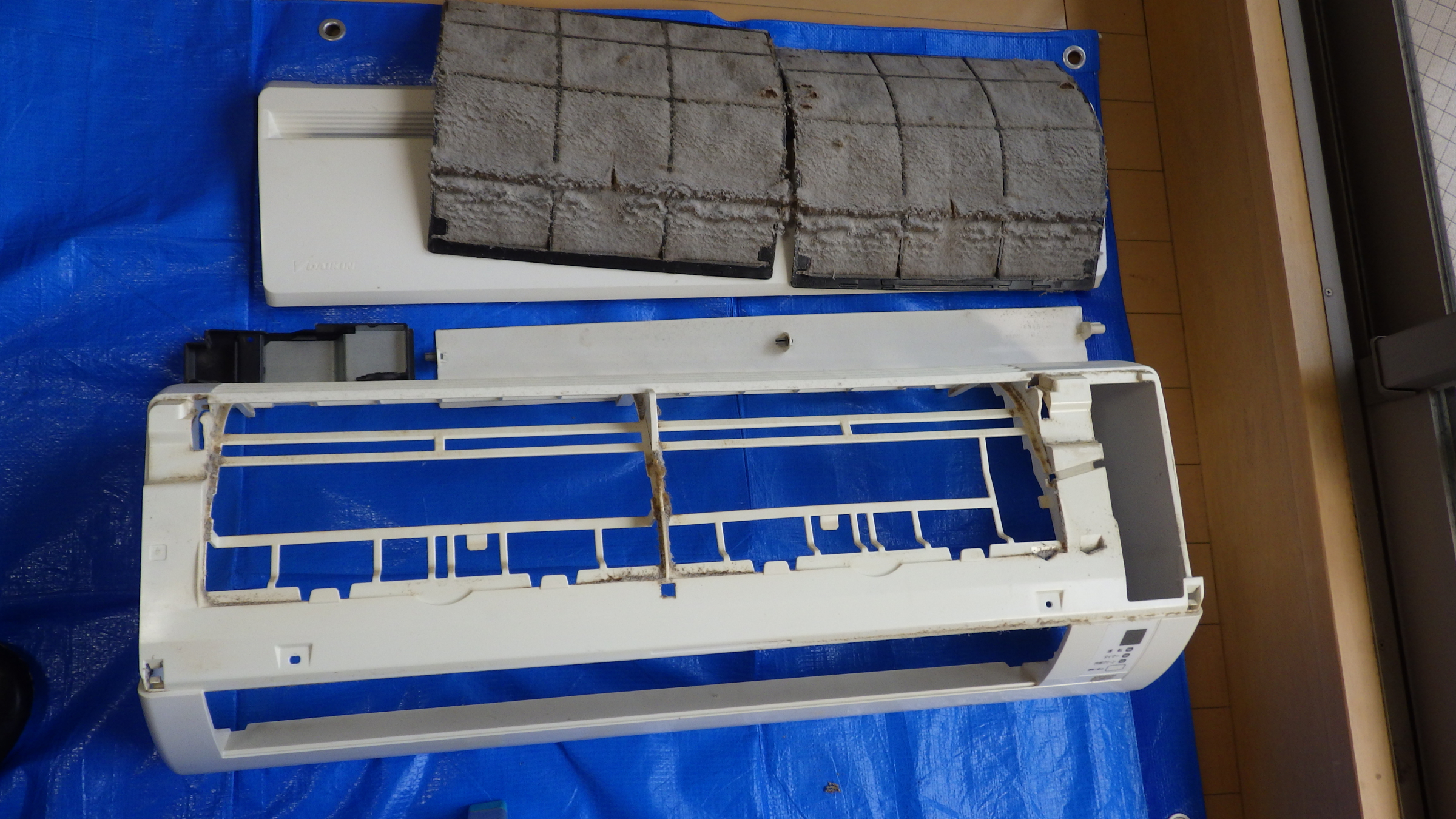 東京都大田区池上の壁掛けエアコンの作業前2
