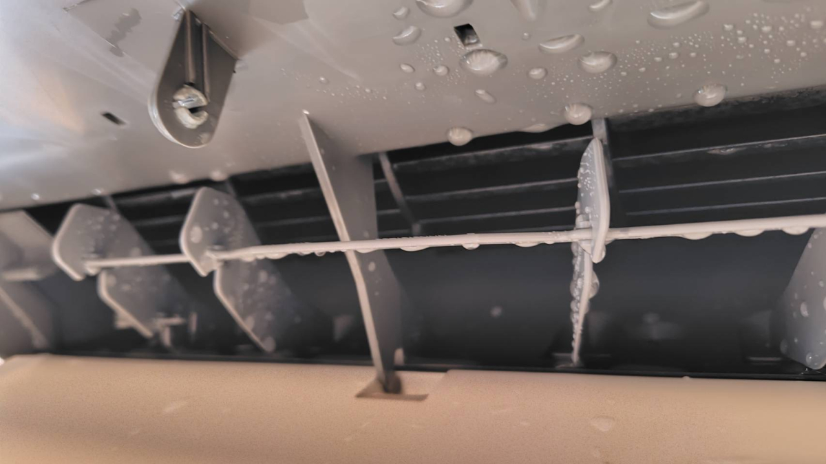 東京都豊島区のお掃除機能付きエアコンの作業後2