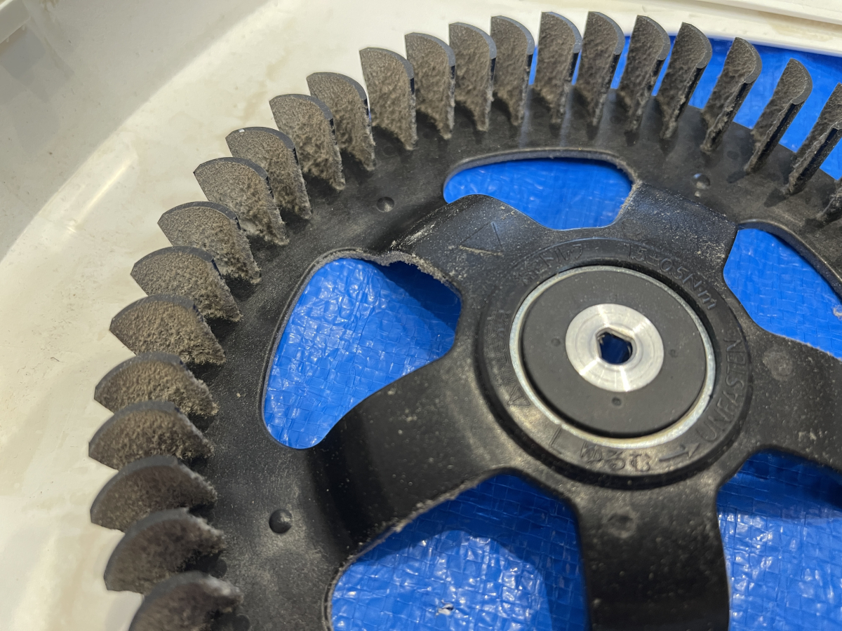 神奈川県横浜市戸塚区のお掃除機能付きエアコンの作業前1