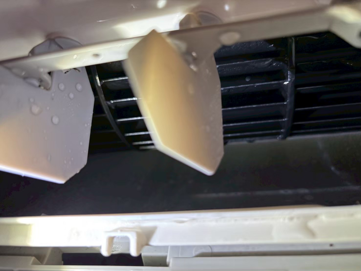 滋賀県近江八幡市の壁掛けエアコンの作業後2