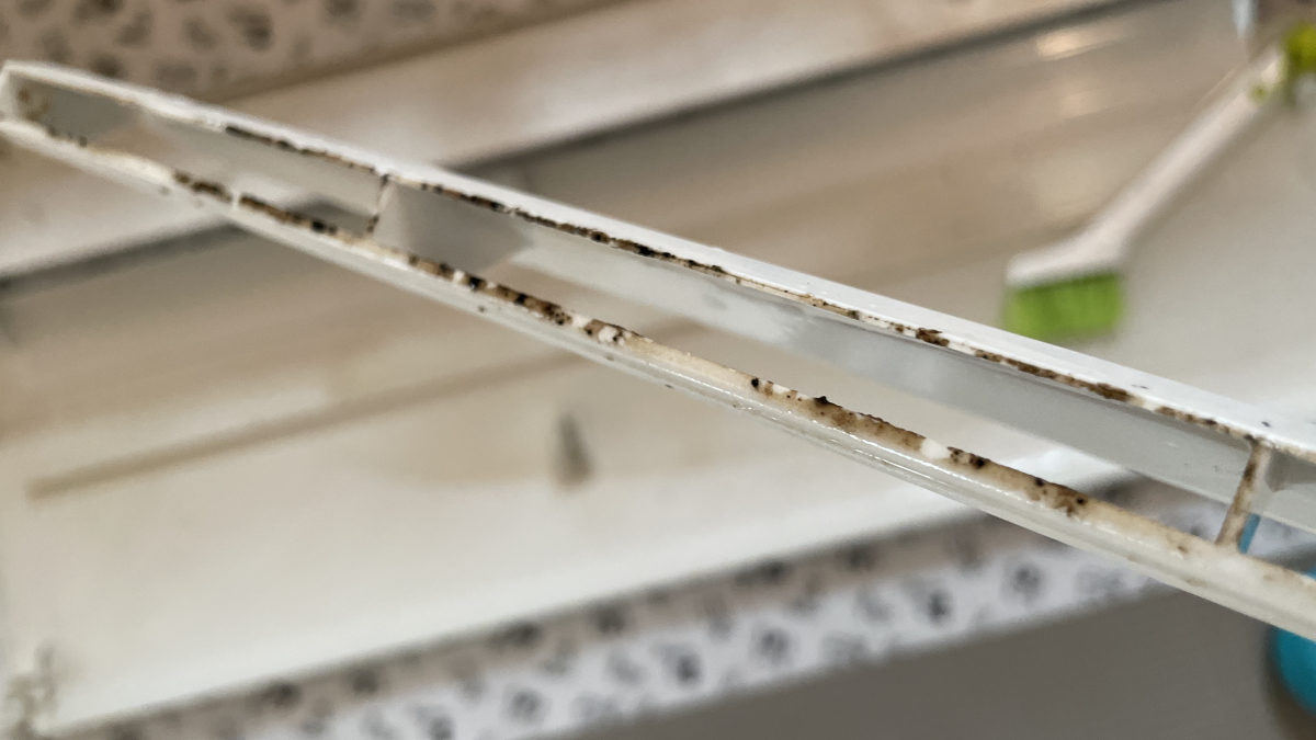 愛知県名古屋市西区の壁掛けエアコンの作業前2