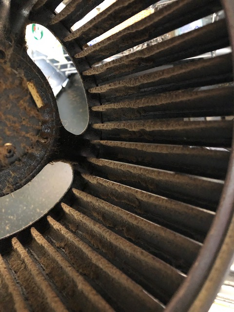 神奈川県川崎市川崎区のレンジフードクリーニングの作業前1