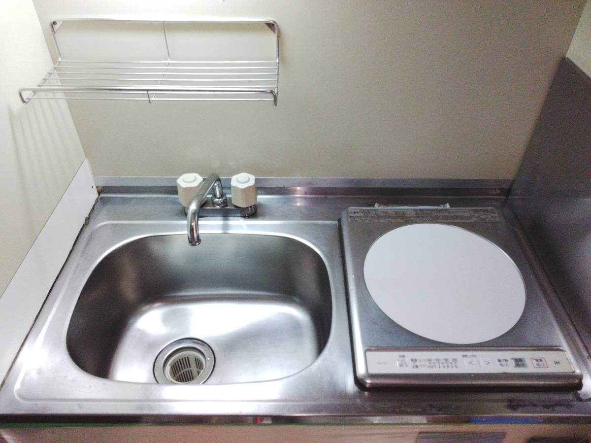 鹿児島県鹿児島市の賃貸住宅退去後の原状回復クリーニングの作業後1