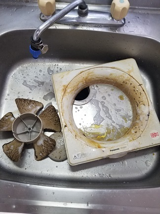 千葉県八街市沖のキッチンクリーニングの作業前1