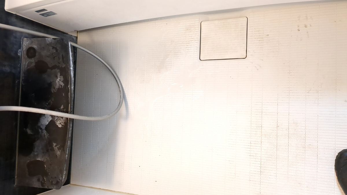 千葉県四街道市の浴室・お風呂クリーニングの作業前2