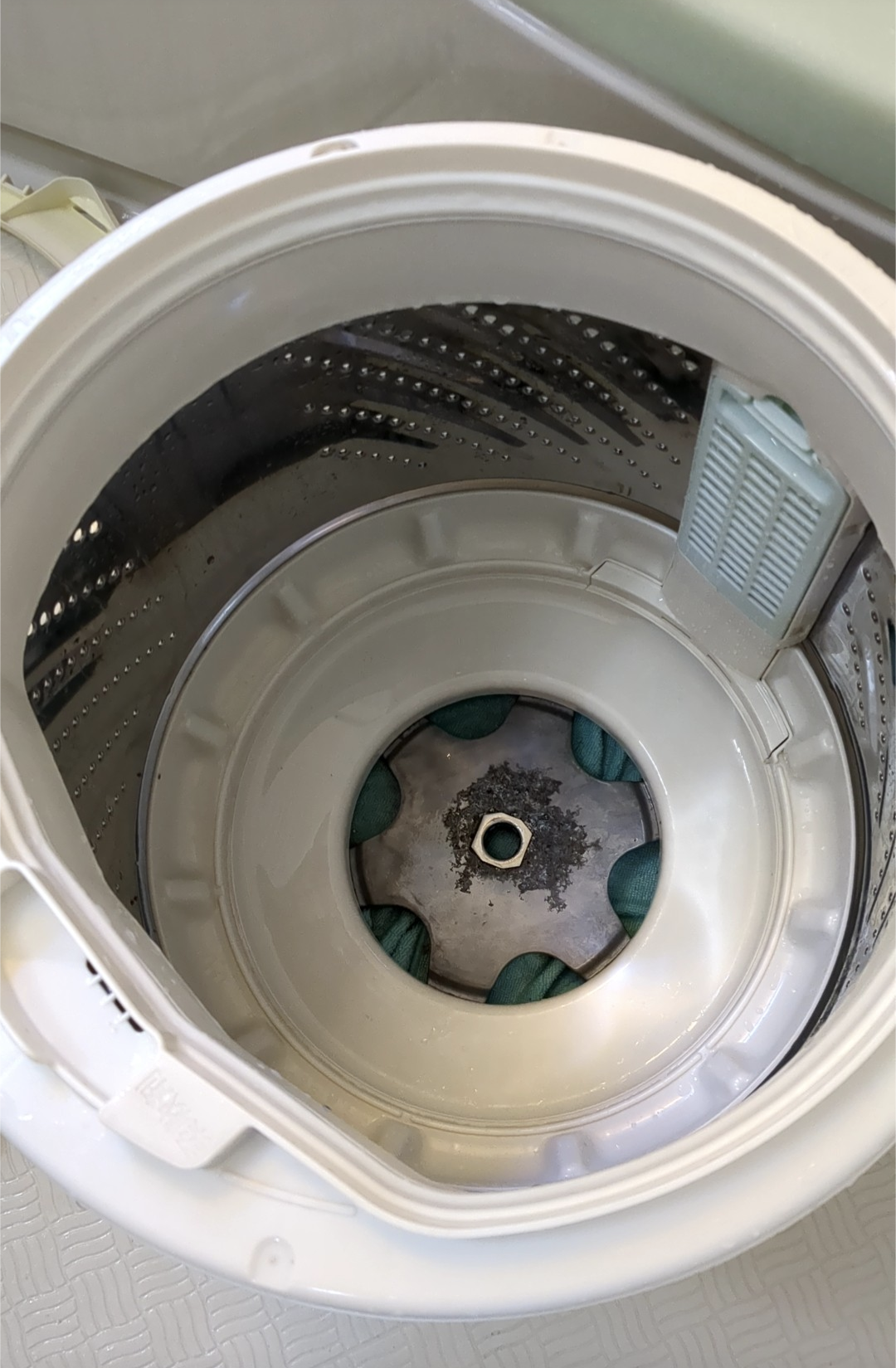 千葉県四街道市の洗濯機分解クリーニングの作業後1