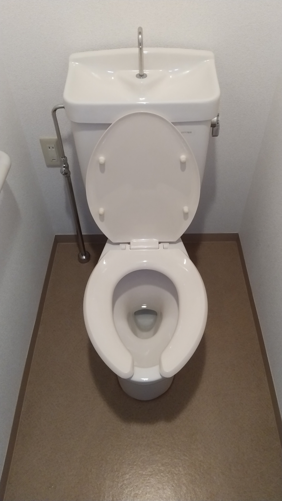 東京都港区のトイレクリーニングの作業後1