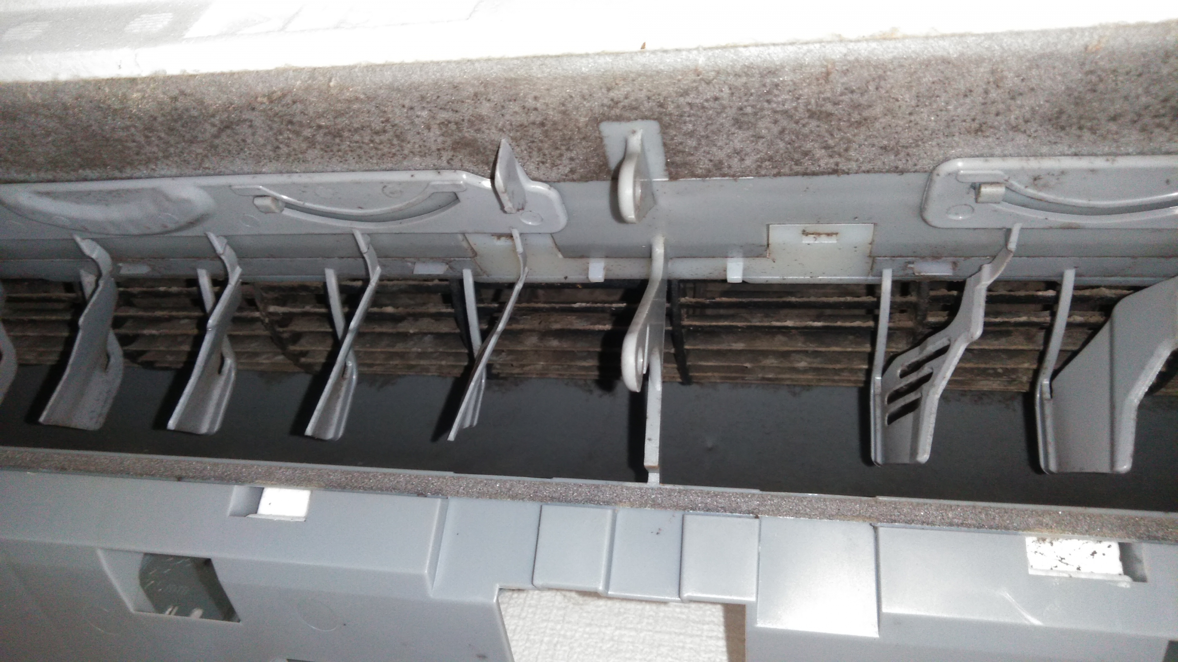 熊本県菊池郡菊陽町原水の壁掛けエアコンの作業前1