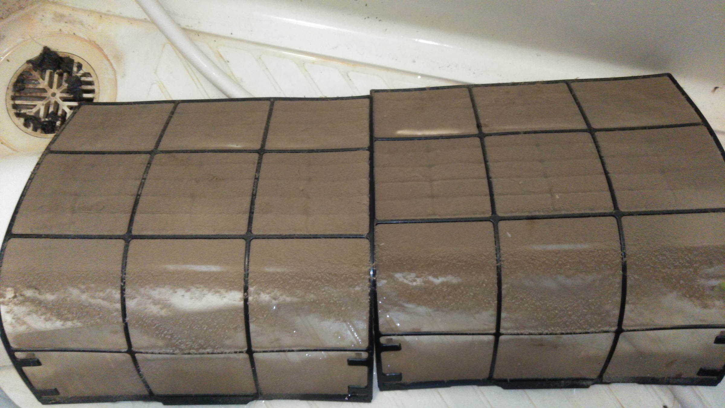 熊本県菊池郡菊陽町原水の壁掛けエアコンの作業前3