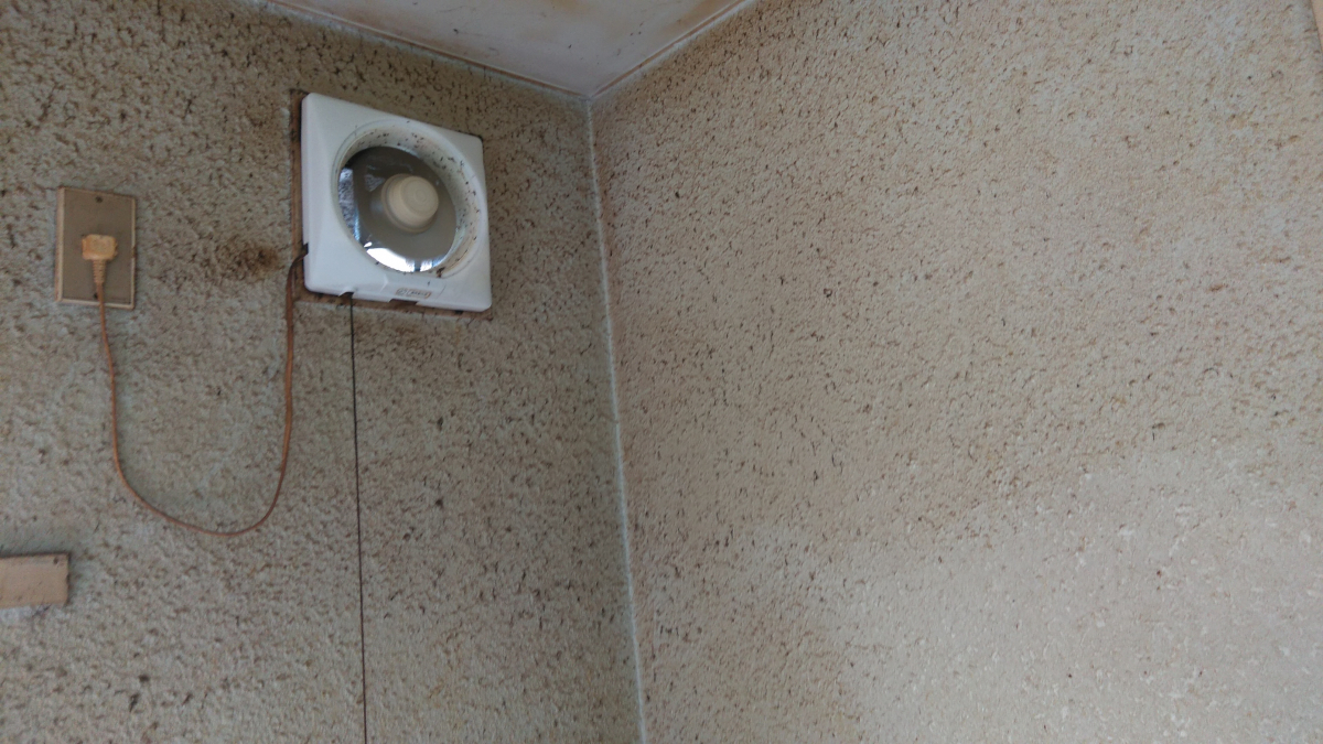 群馬県太田市浜町の賃貸住宅退去後の原状回復クリーニングの作業前2