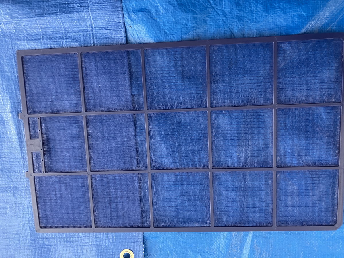 神奈川県川崎市多摩区の家庭用床置きエアコンの作業後3