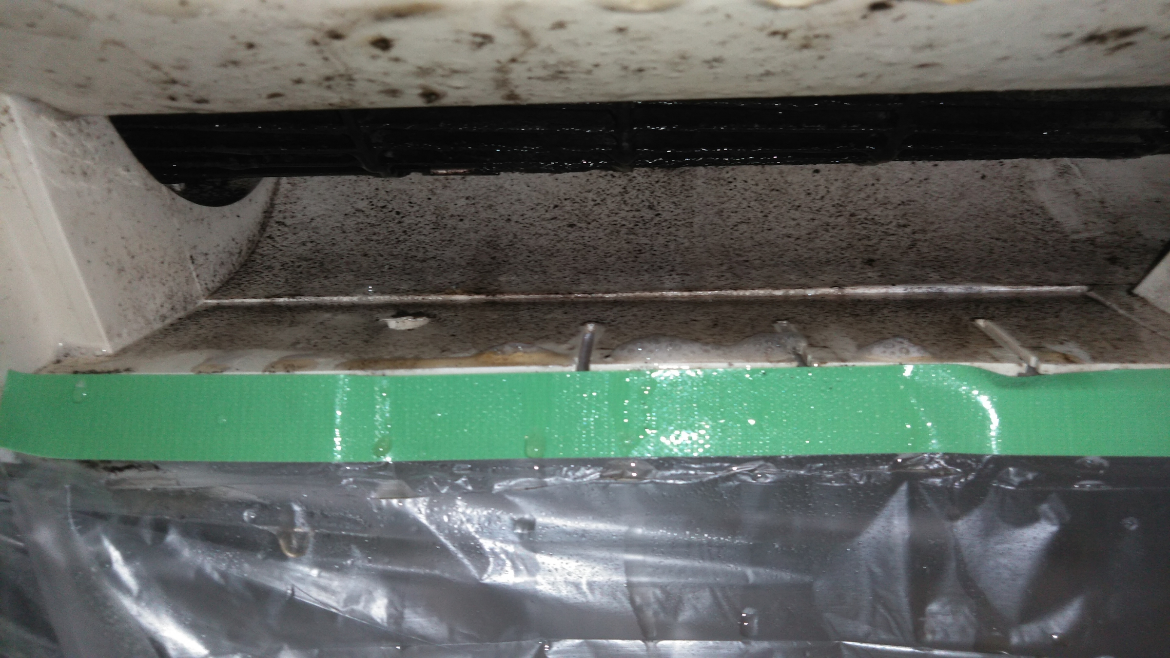 群馬県太田市大原町の壁掛けエアコンの作業前3