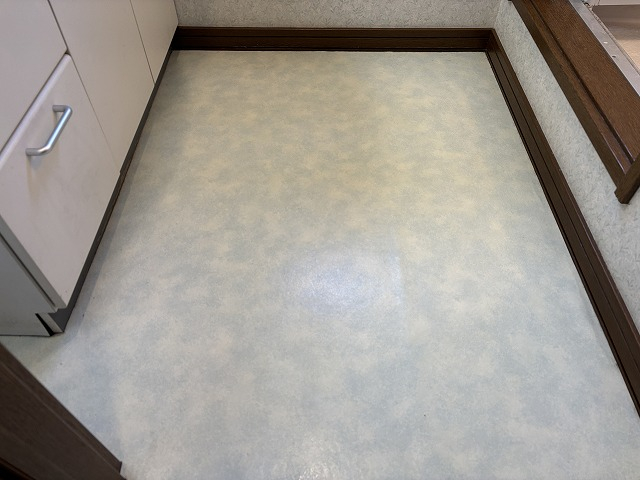 神奈川県鎌倉市の洗面所クリーニングの作業後1