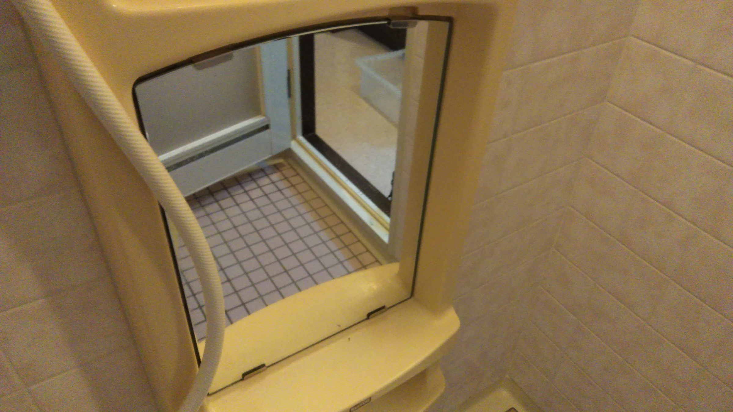 新潟県上越市国府の浴室・お風呂クリーニングの作業後1