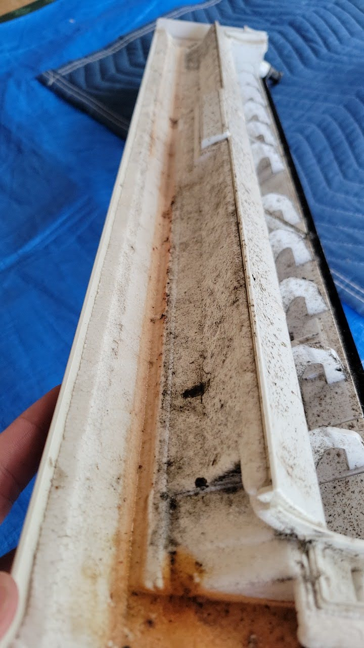 宮崎県延岡市の壁掛けエアコンの作業前1