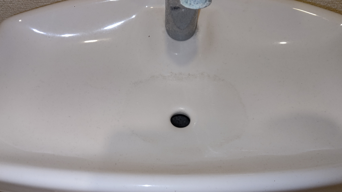 東京都新宿区のトイレクリーニングの作業前3