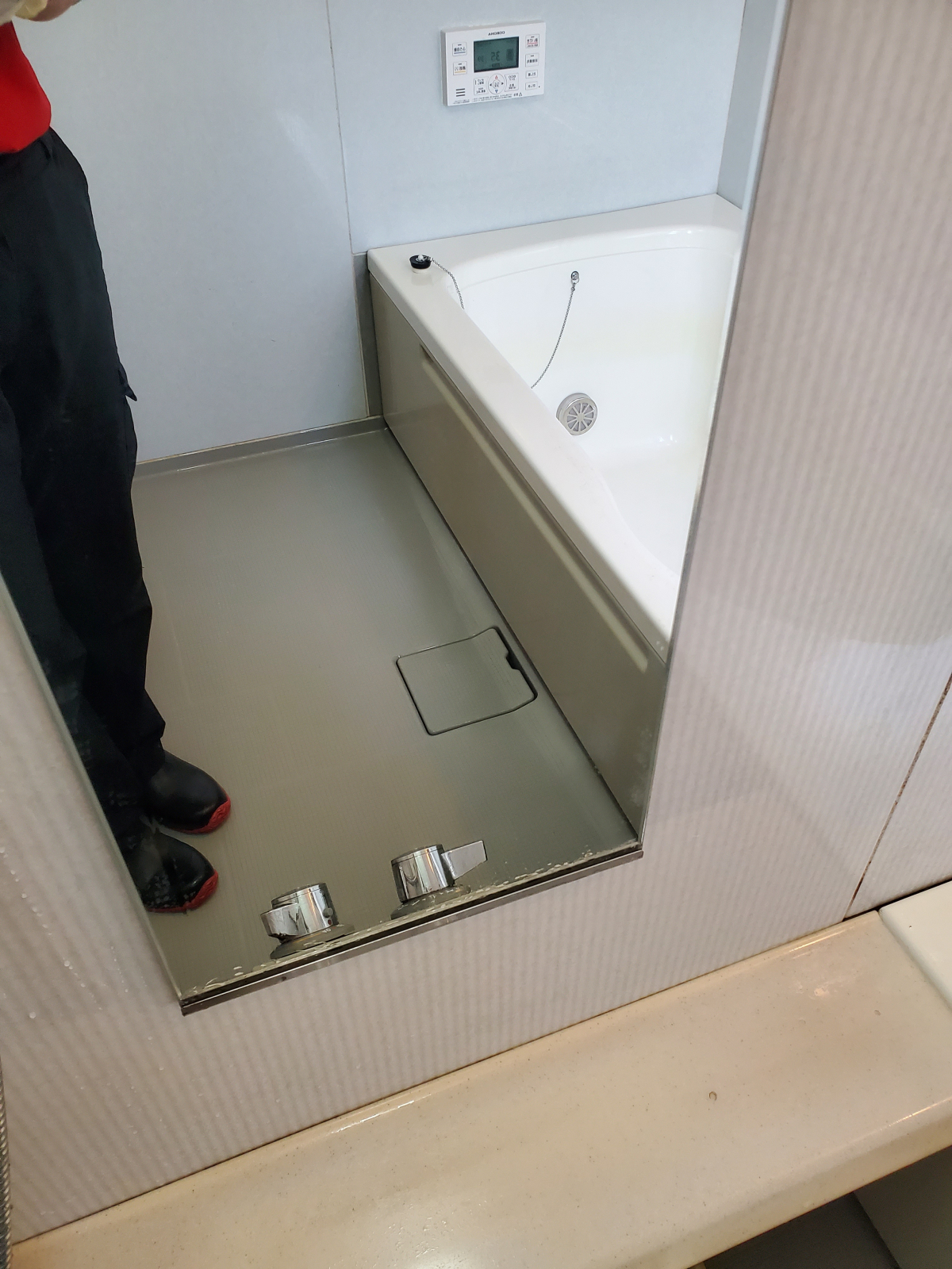 埼玉県熊谷市の浴室・お風呂クリーニングの作業後1