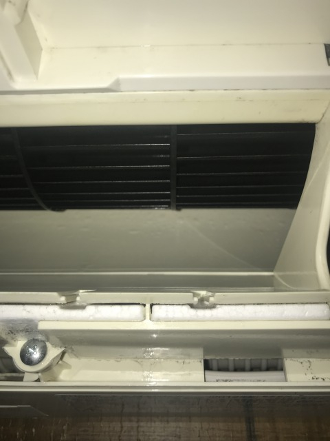 茨城県つくばみらい市のお掃除機能付きエアコンの作業後1