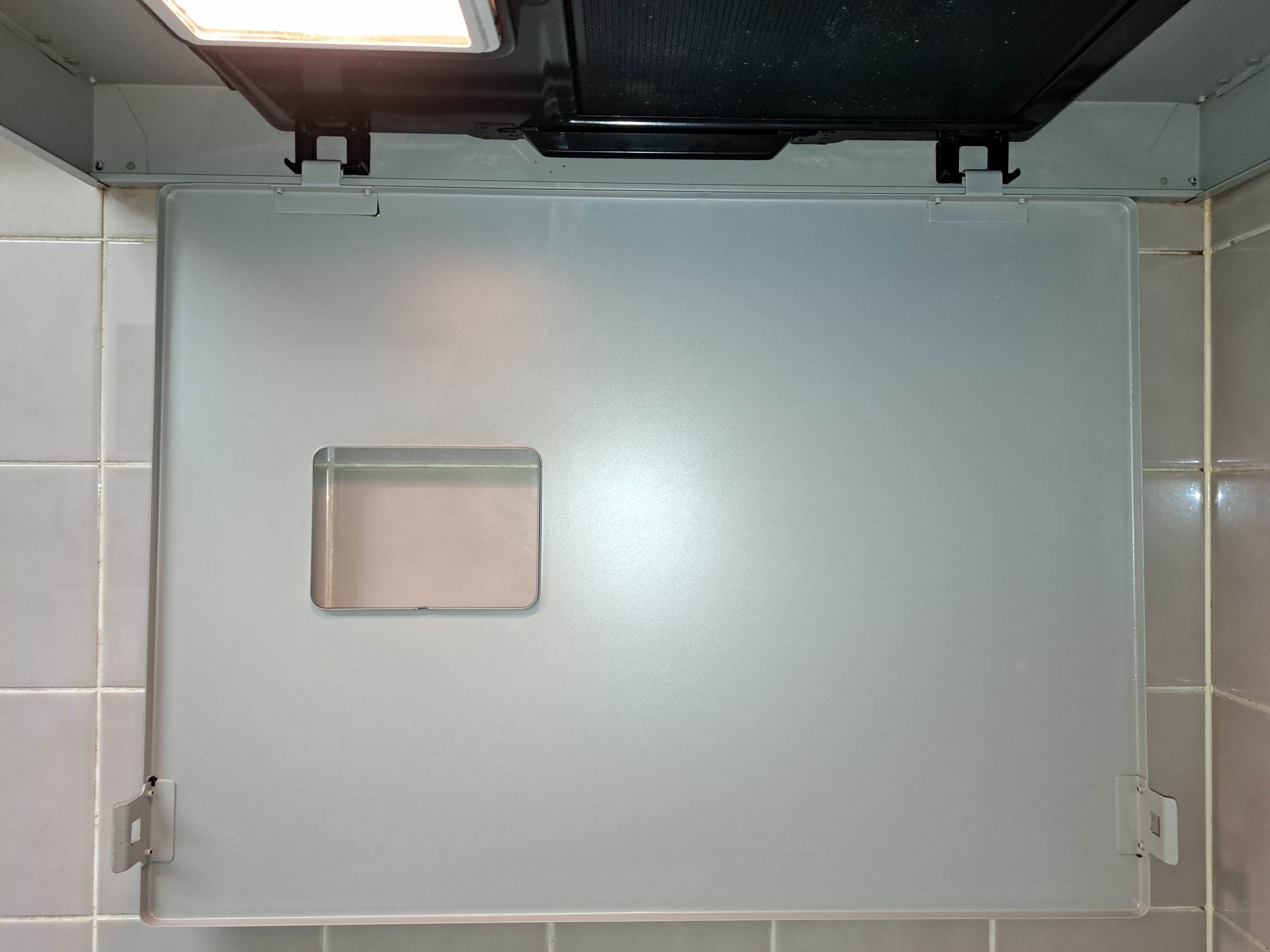 埼玉県坂戸市浅羽野のレンジフードクリーニングの作業後1