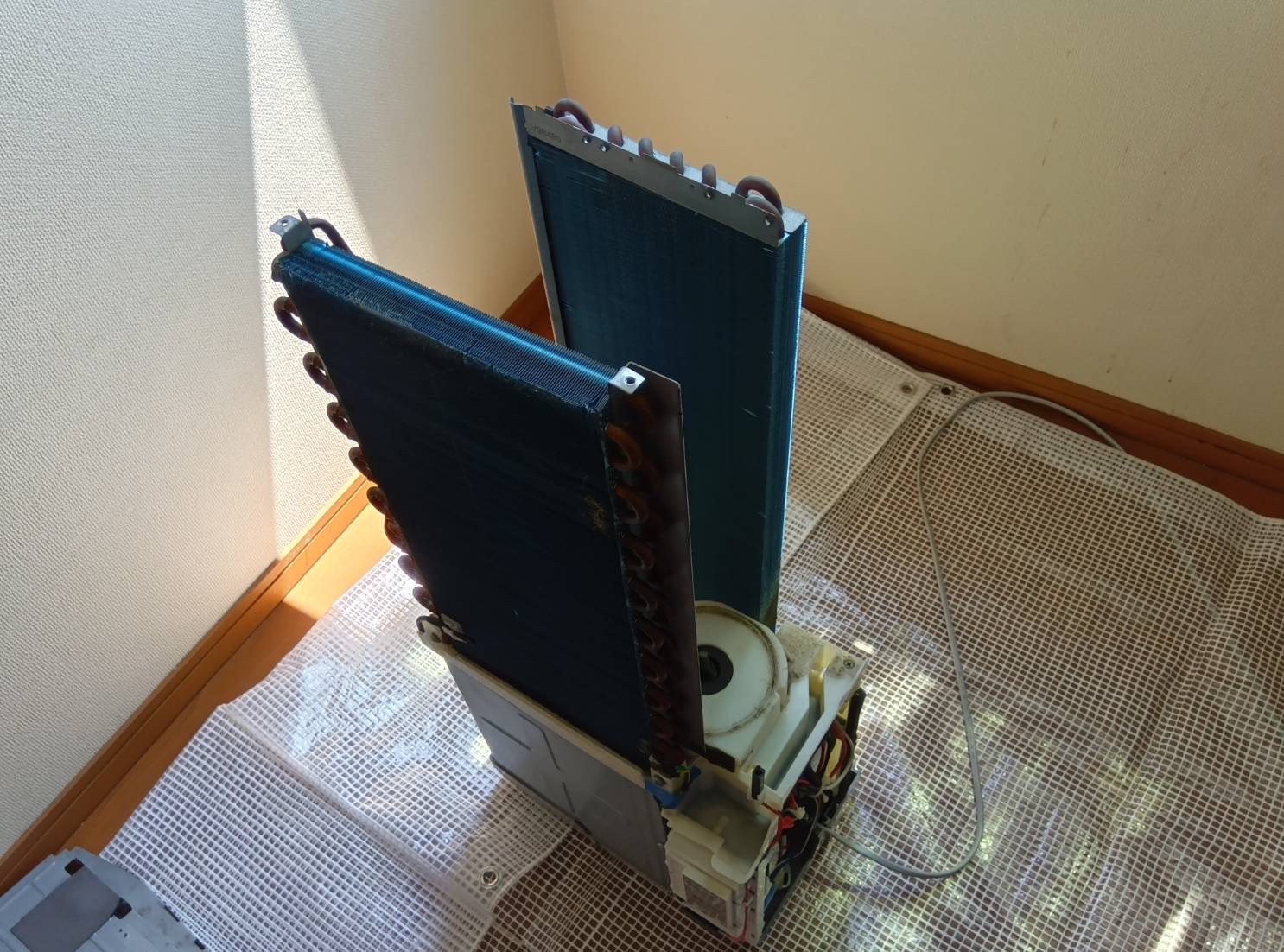 新潟県新潟市江南区所島の壁掛けエアコンの作業前1