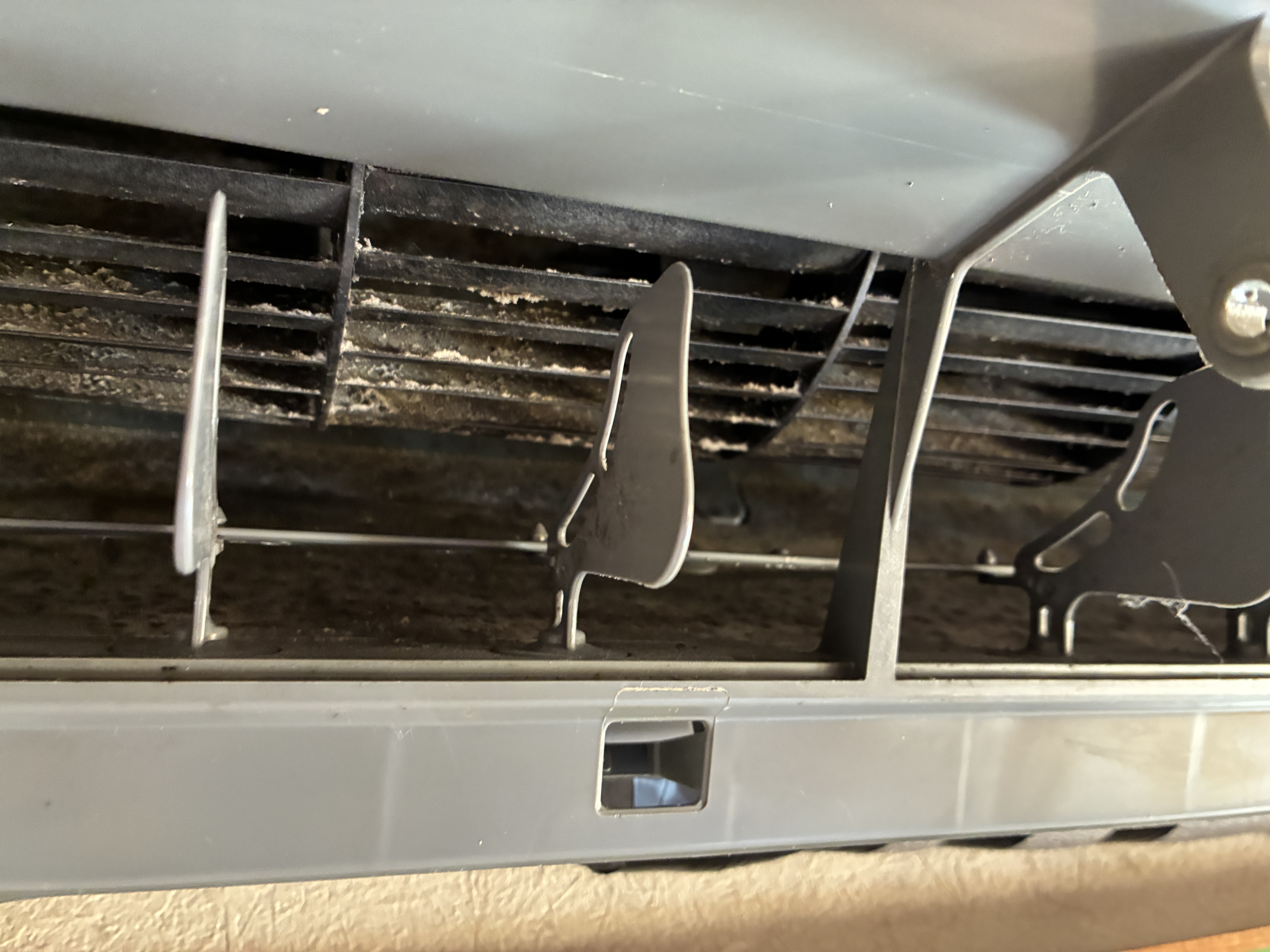 茨城県稲敷郡阿見町の壁掛けエアコンの作業前1