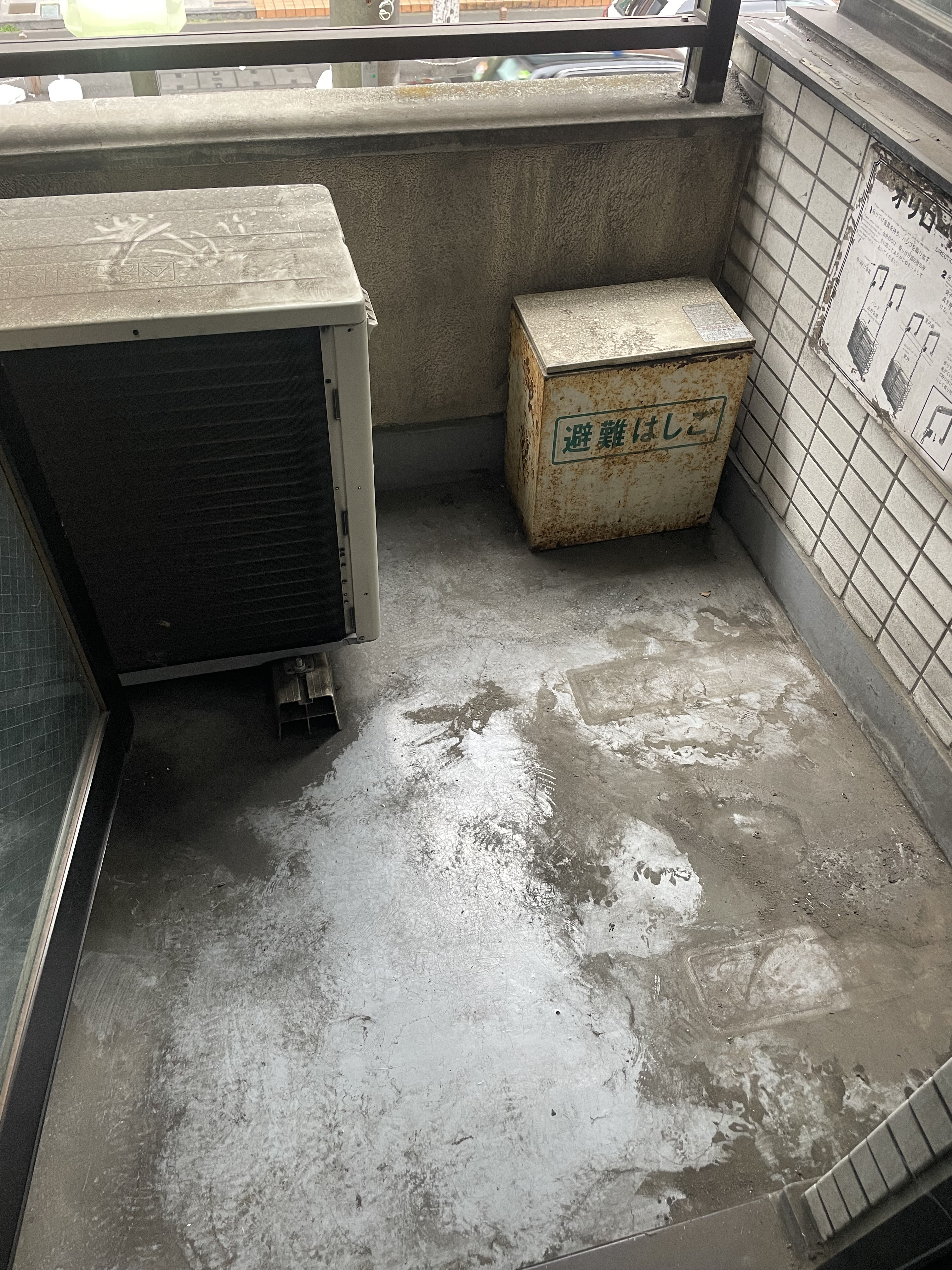 神奈川県横浜市青葉区つつじが丘のビル・マンション共用部清掃の作業前1