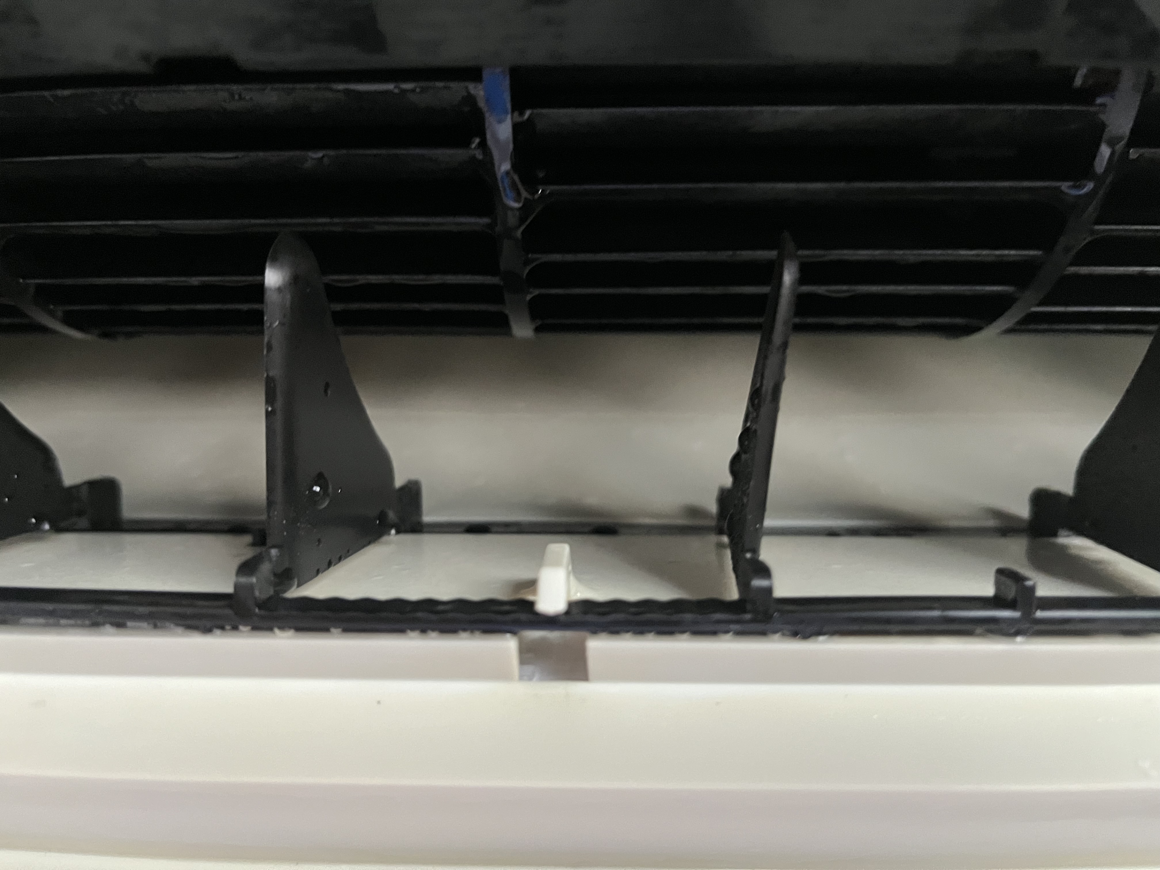 青森県青森市の壁掛けエアコンの作業後1