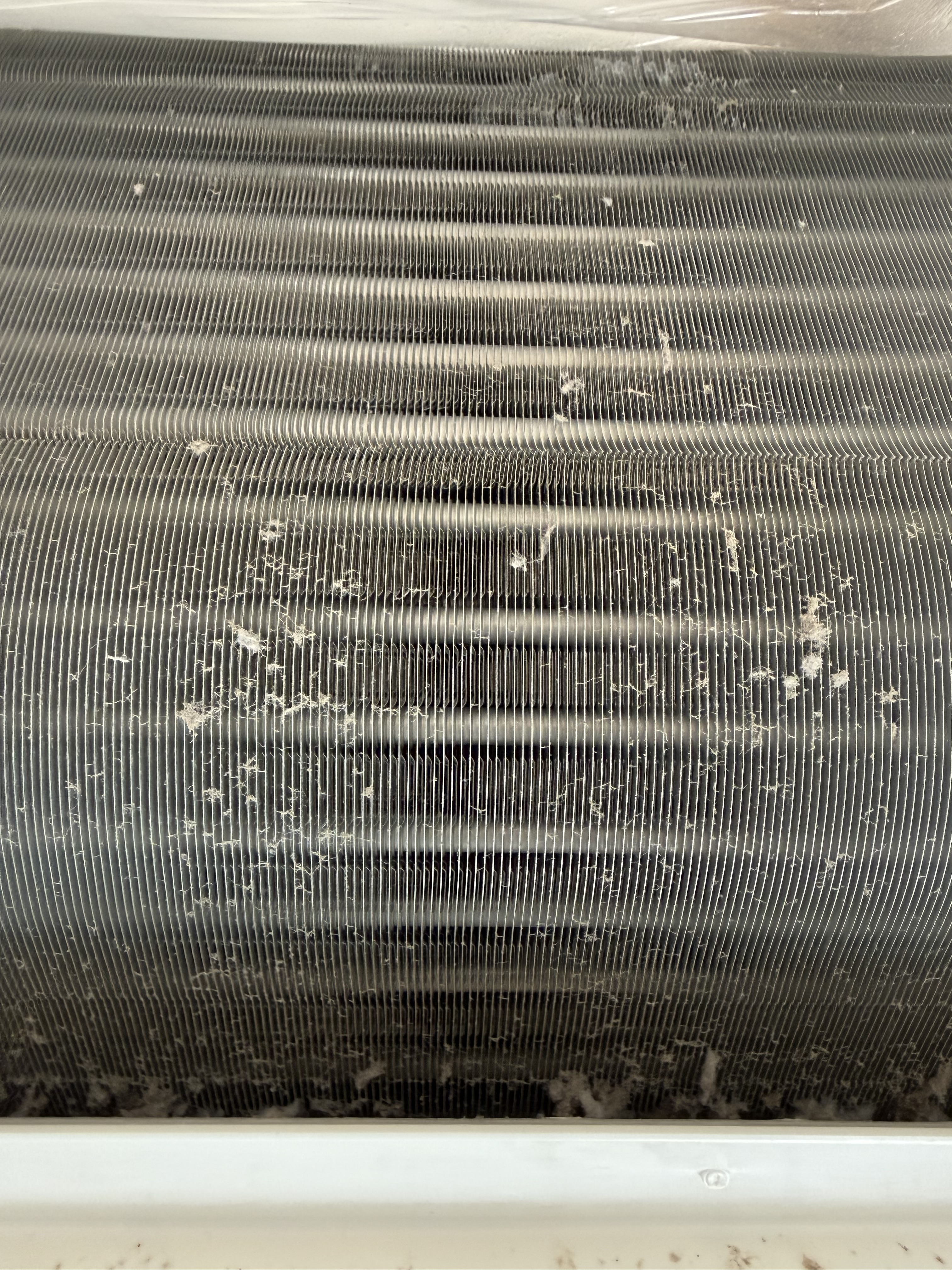 千葉県香取市のお掃除機能付きエアコンの作業前2