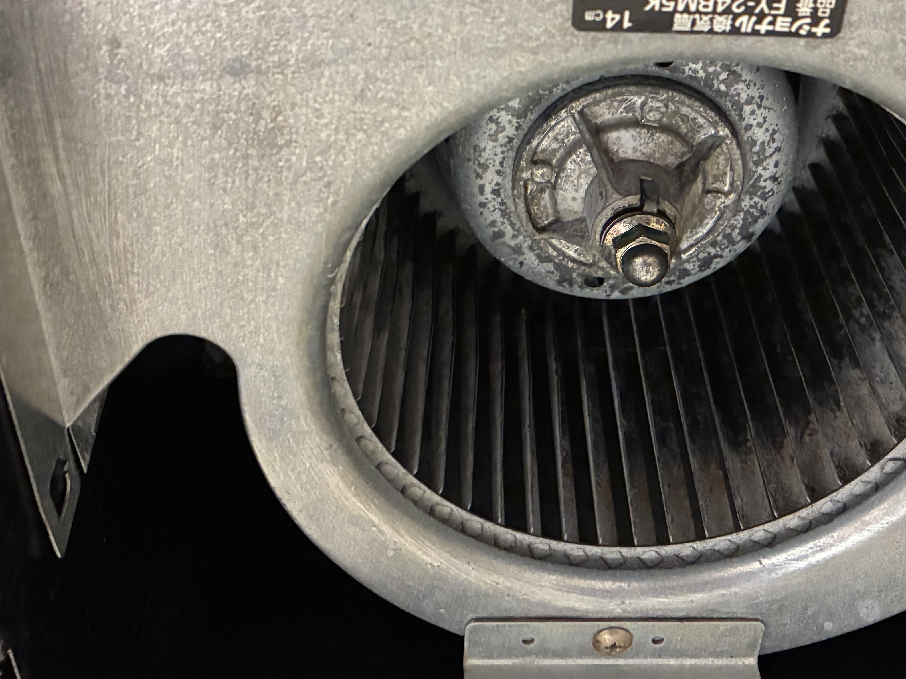 茨城県牛久市のレンジフードクリーニングの作業後1