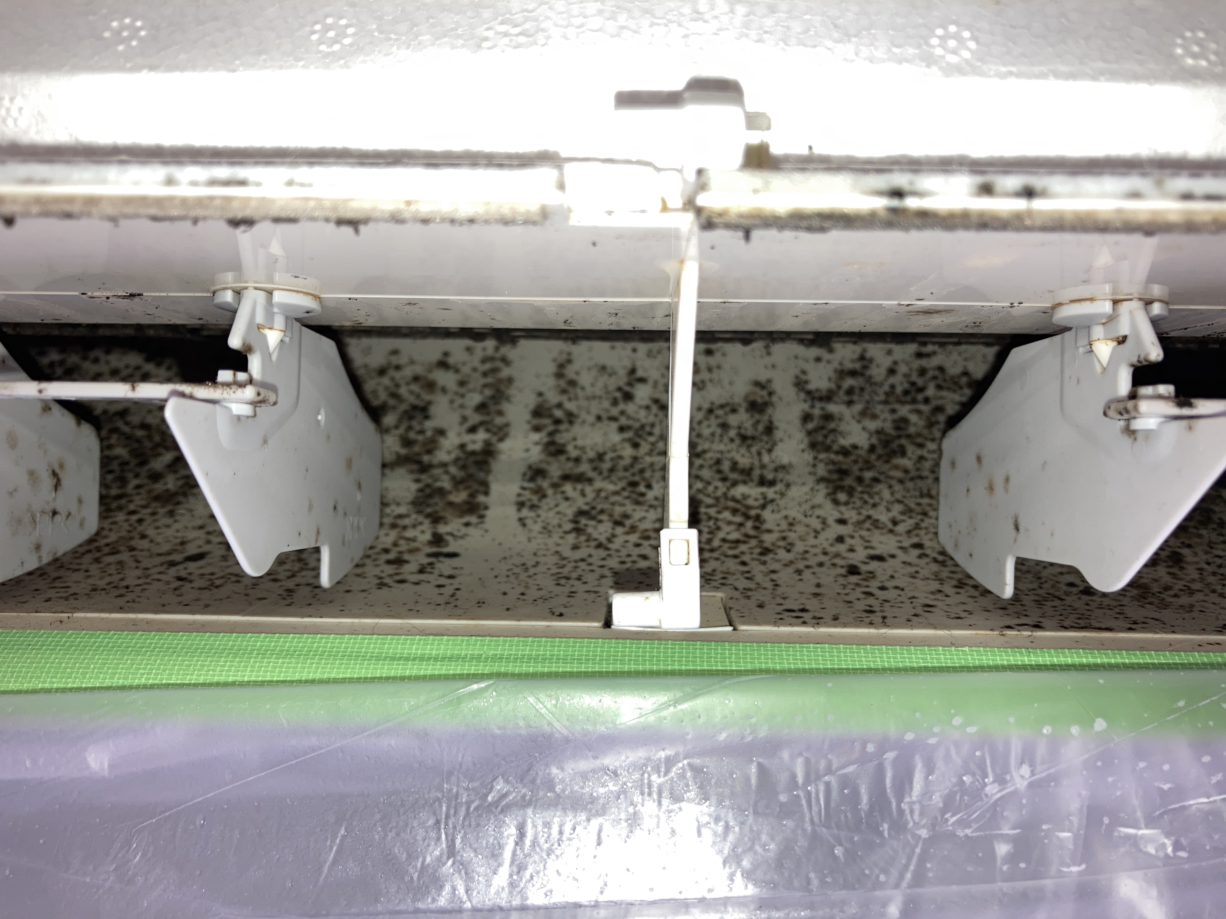 京都府宇治市大久保町の壁掛けエアコンの作業前1