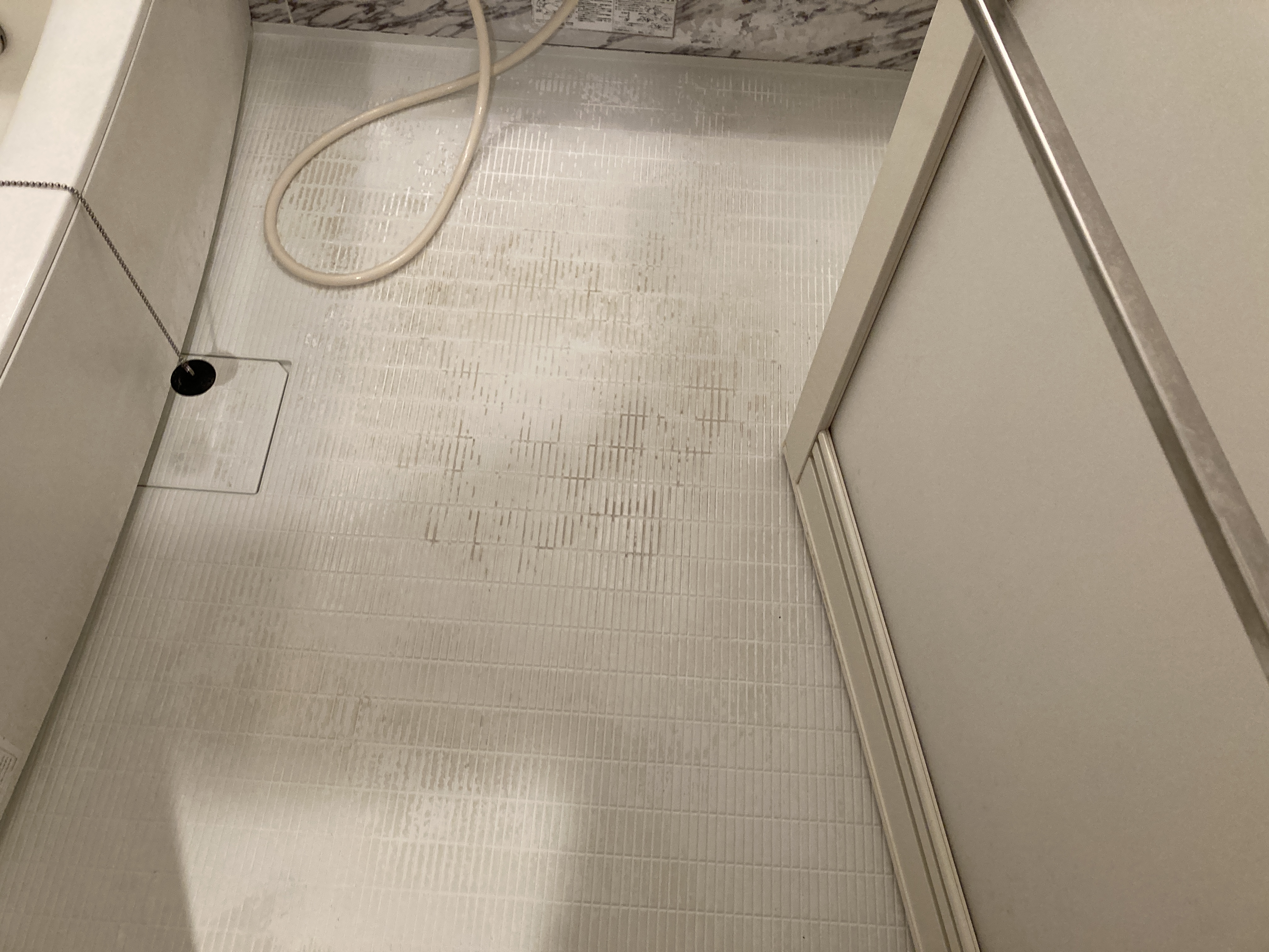 京都府京都市右京区太秦下角田町の浴室・お風呂クリーニングの作業前3