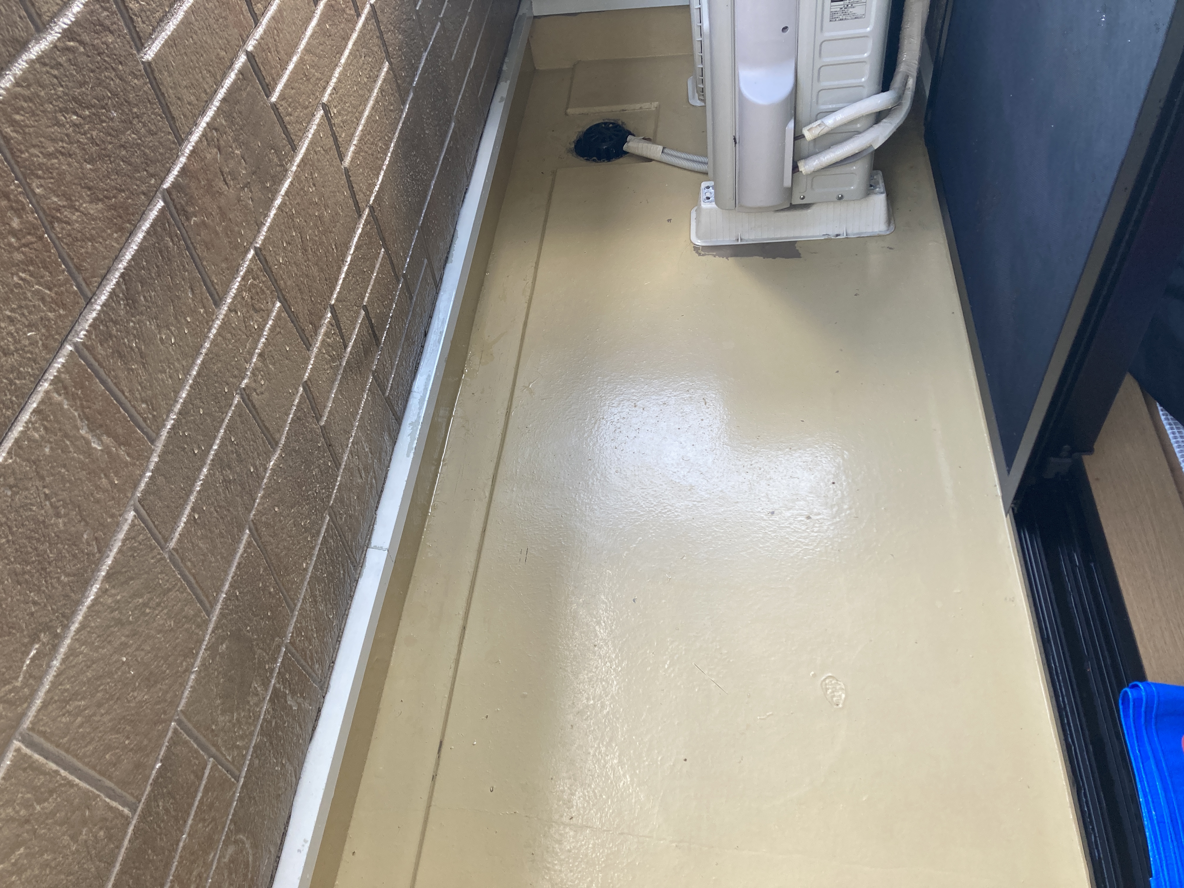 京都府京都市北区西賀茂上庄田町のベランダ・バルコニークリーニングの作業後1