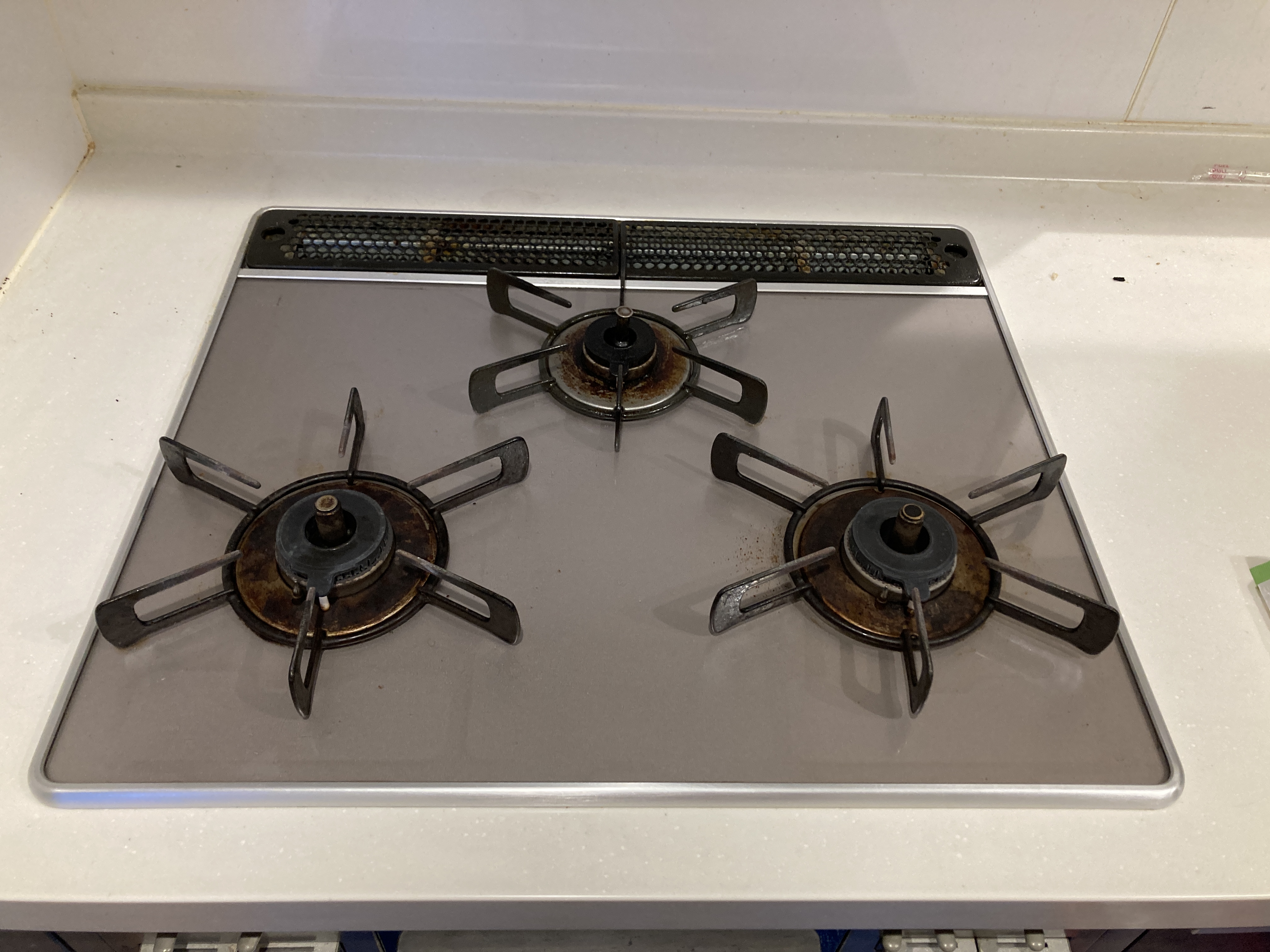 京都府京都市右京区嵯峨中通町のキッチンクリーニングの作業前2