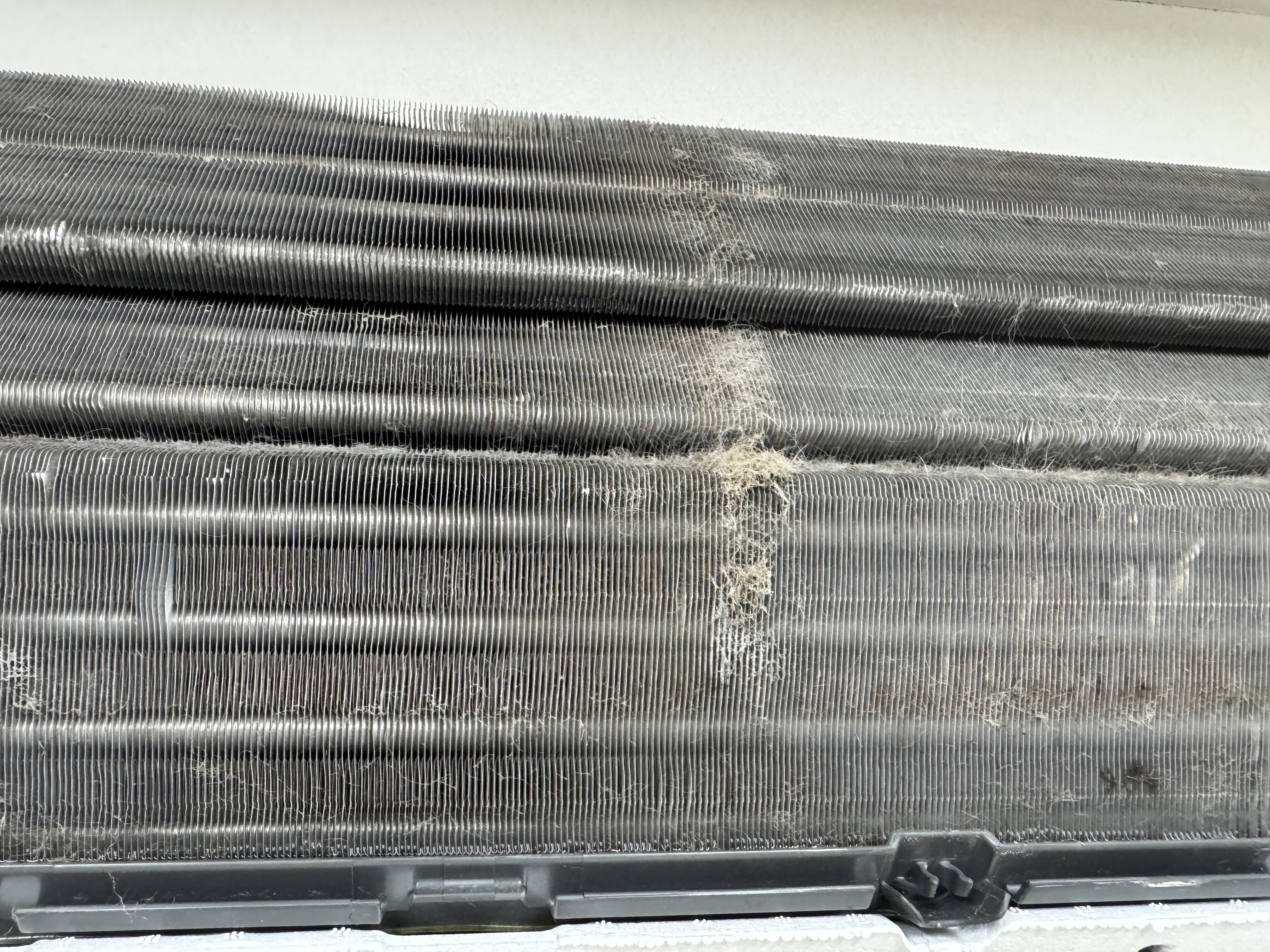 兵庫県明石市の壁掛けエアコンの作業前1