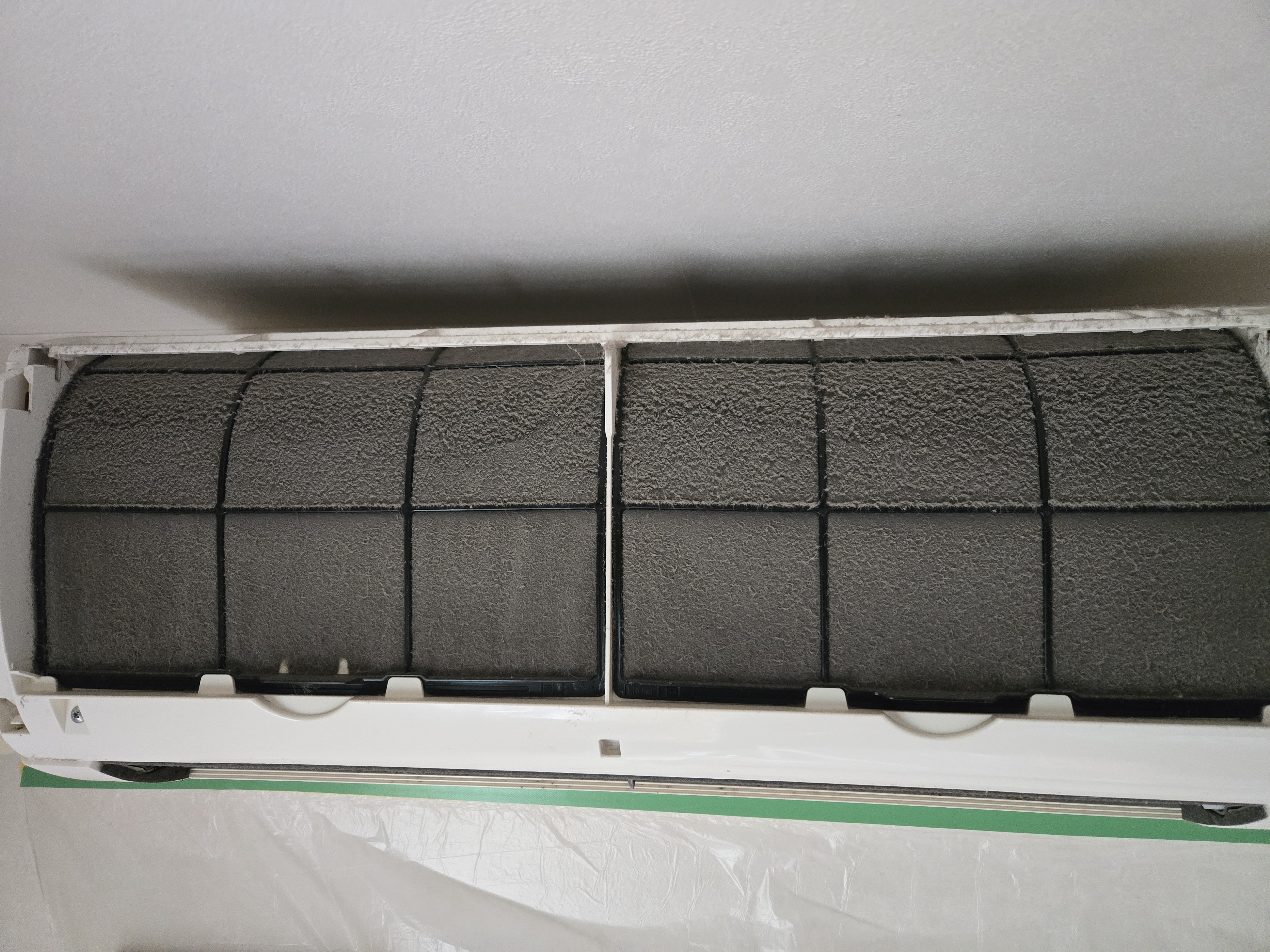 東京都武蔵野市の壁掛けエアコンの作業前1