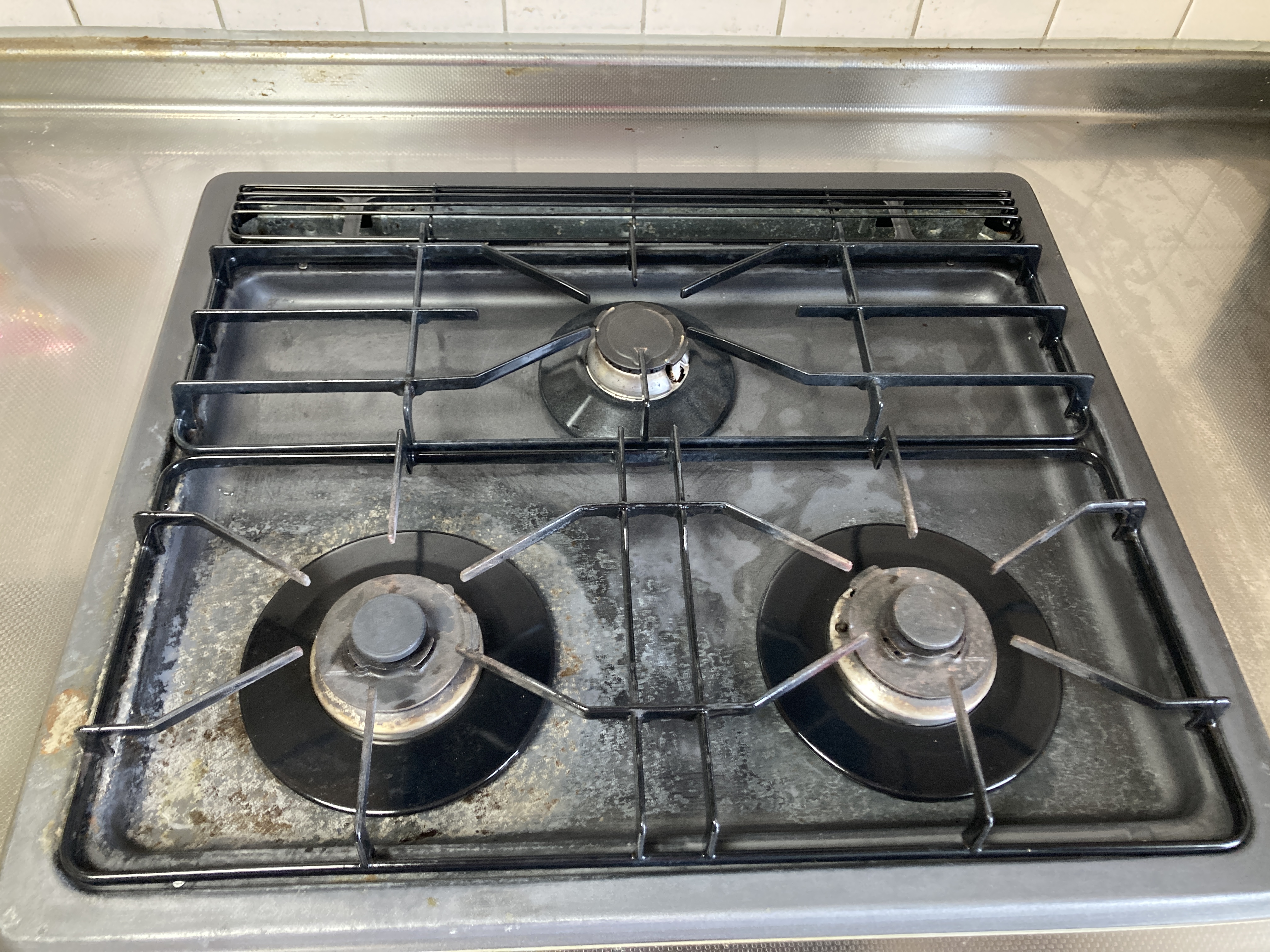 京都府向日市寺田町南垣内のキッチンクリーニングの作業後1