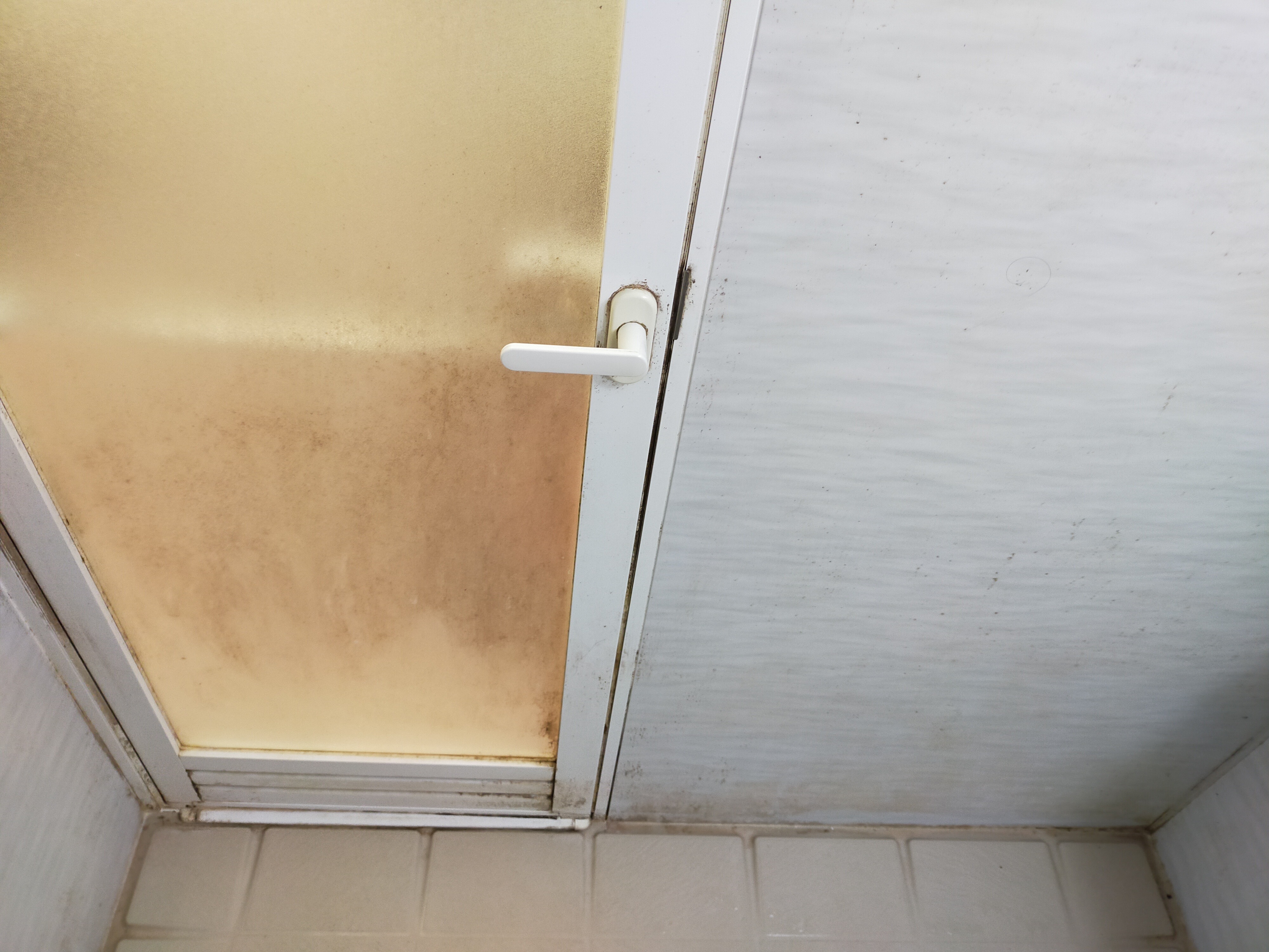 京都府京都市下京区吉文字町の浴室・お風呂クリーニングの作業前3