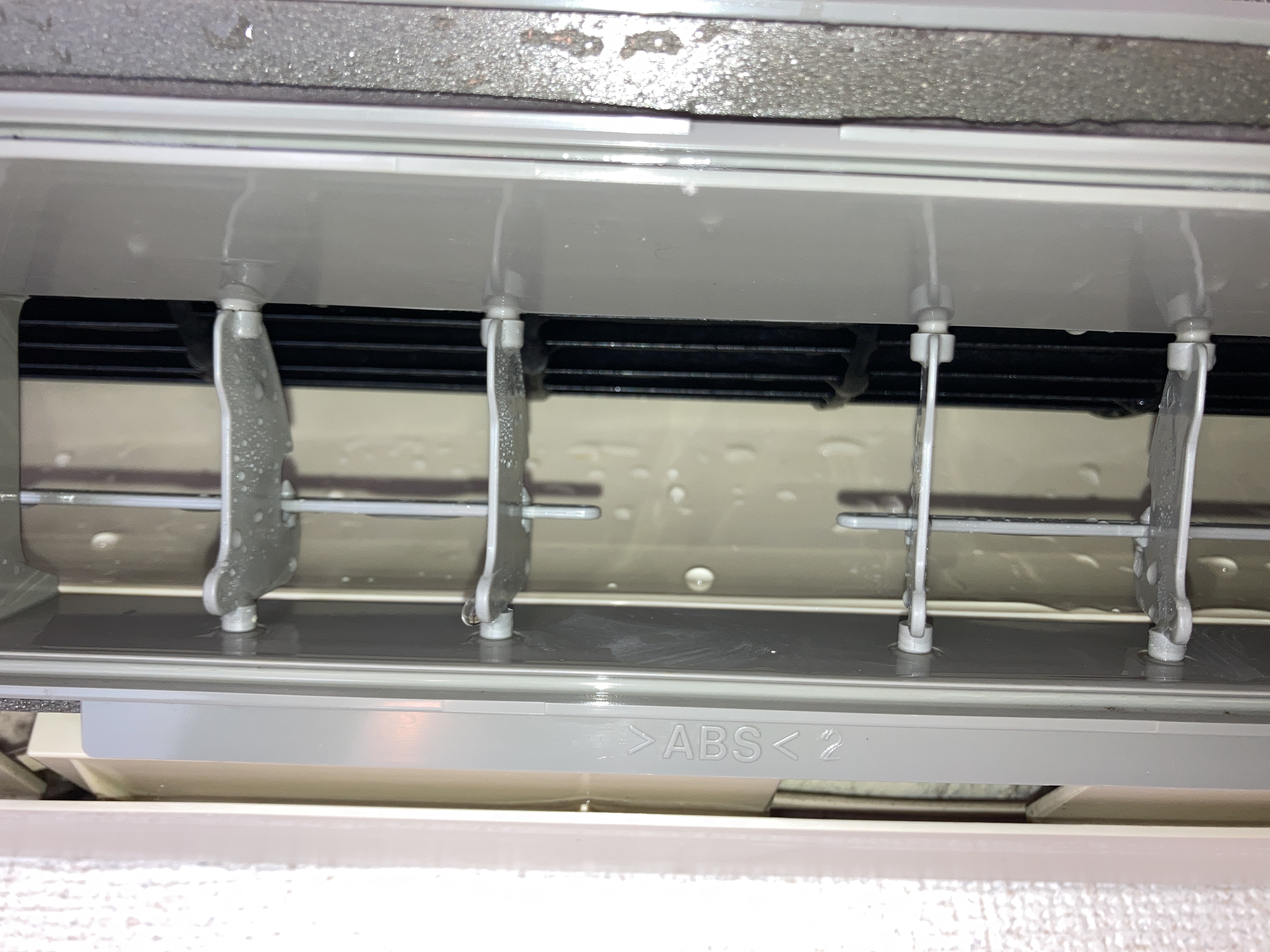 京都府京都市山科区四ノ宮中在寺町の壁掛けエアコンの作業後1