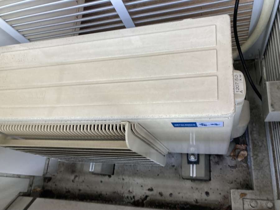 東京都港区六本木の壁掛けエアコンの作業後1