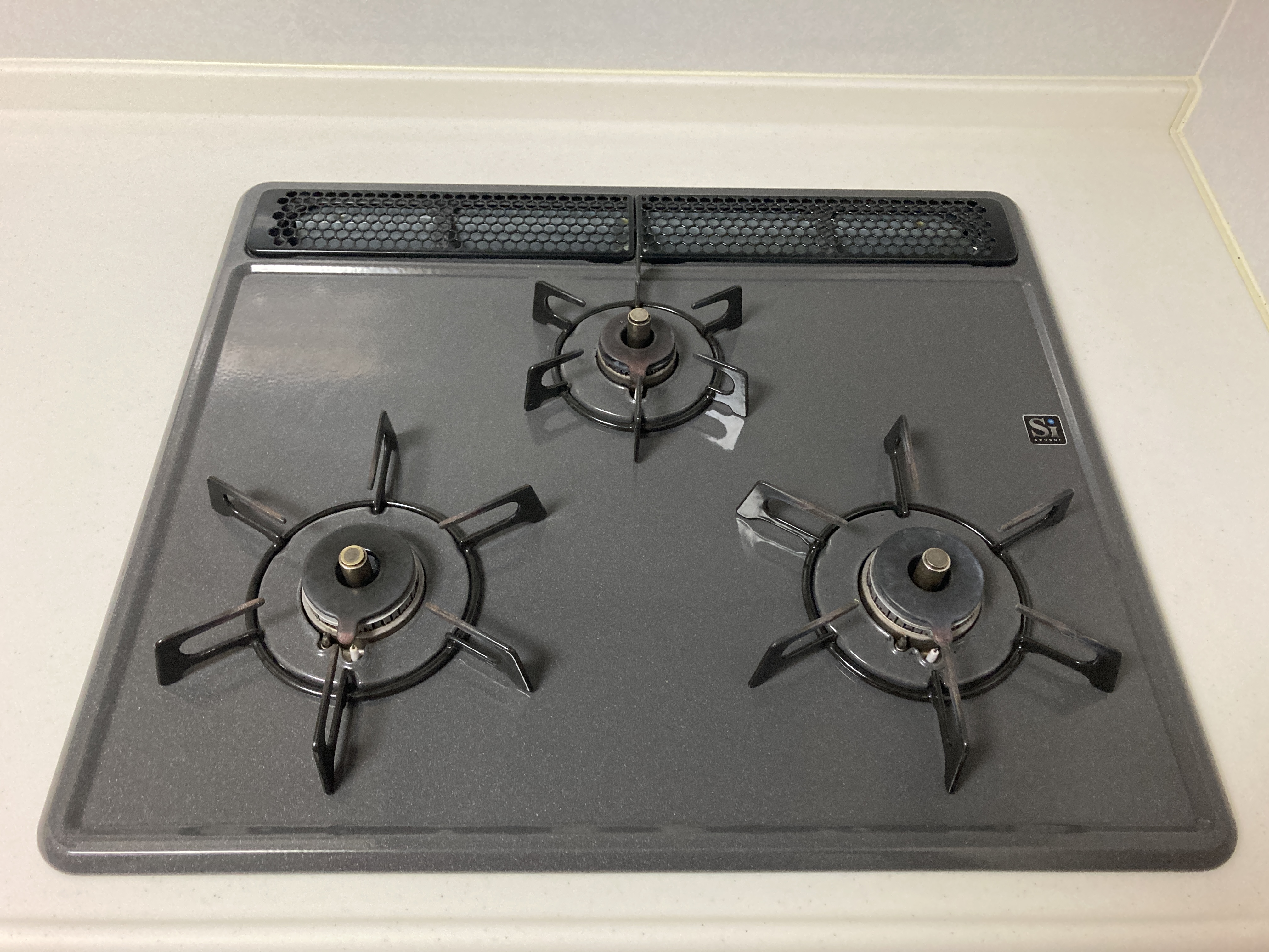 京都府長岡京市久貝のキッチンクリーニングの作業後1