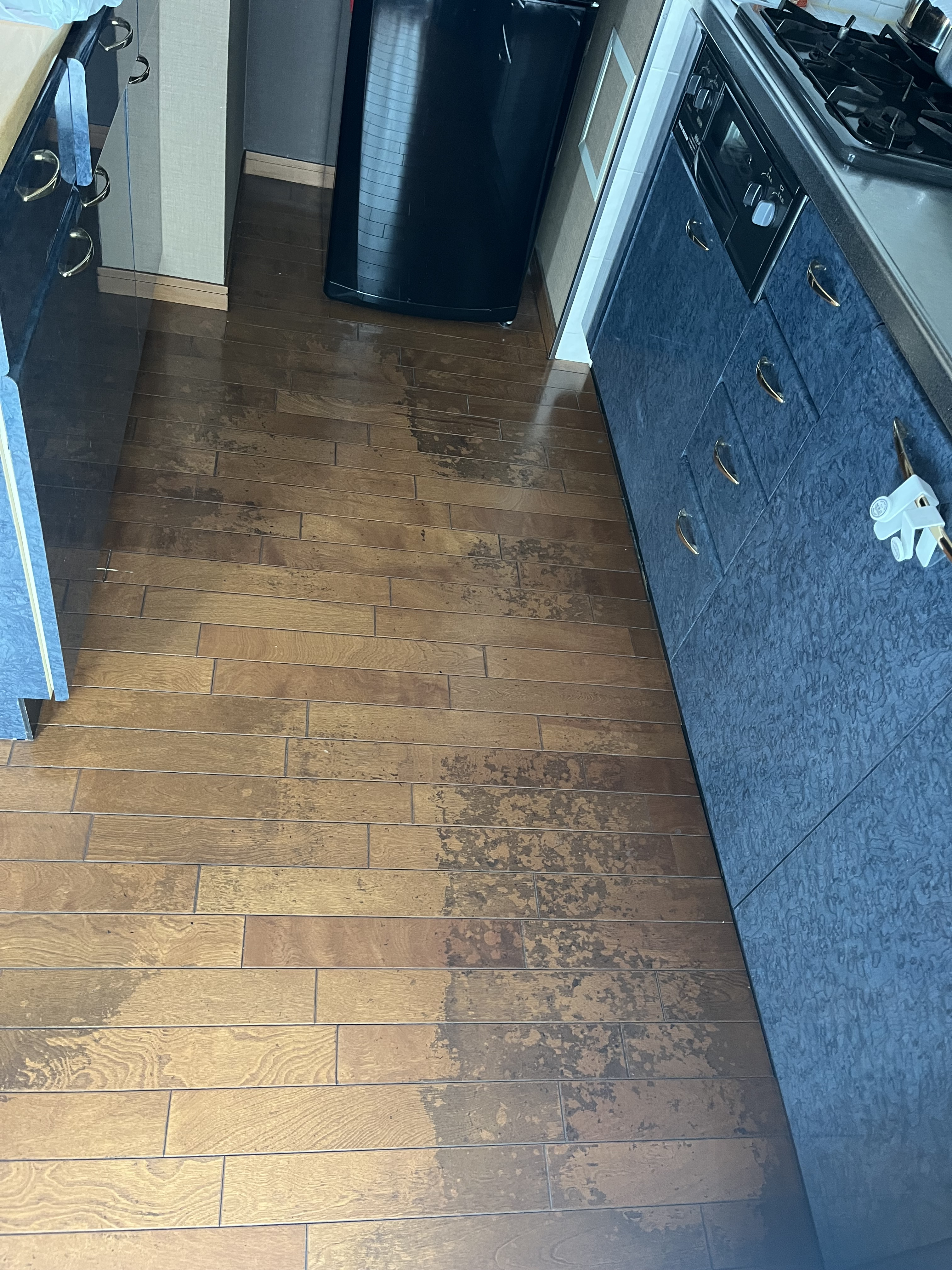 京都府京都市下京区若宮町のフローリングクリーニングの作業前1