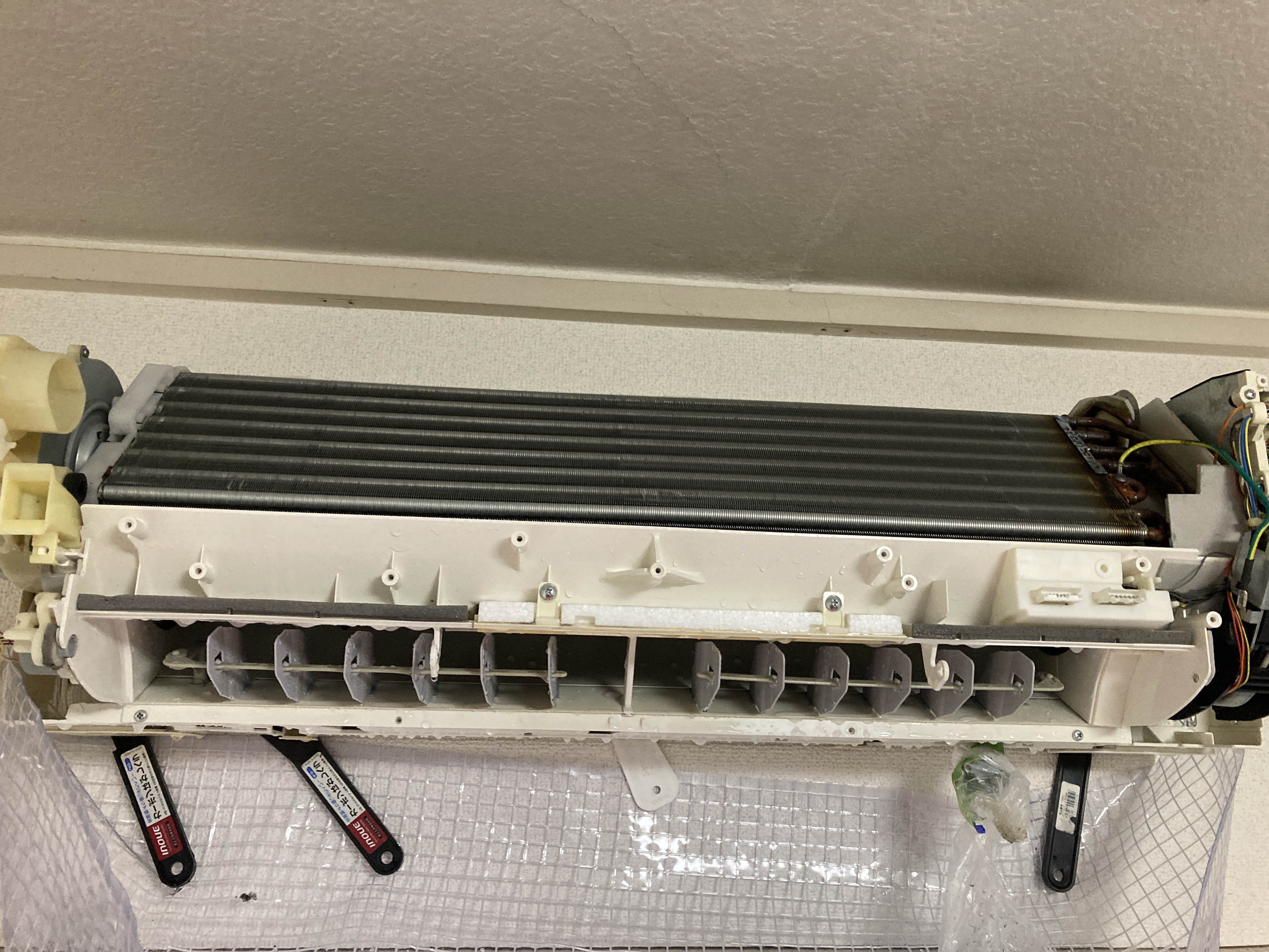 京都府京都市南区西九条東御幸田町のお掃除機能付きエアコンの作業後1