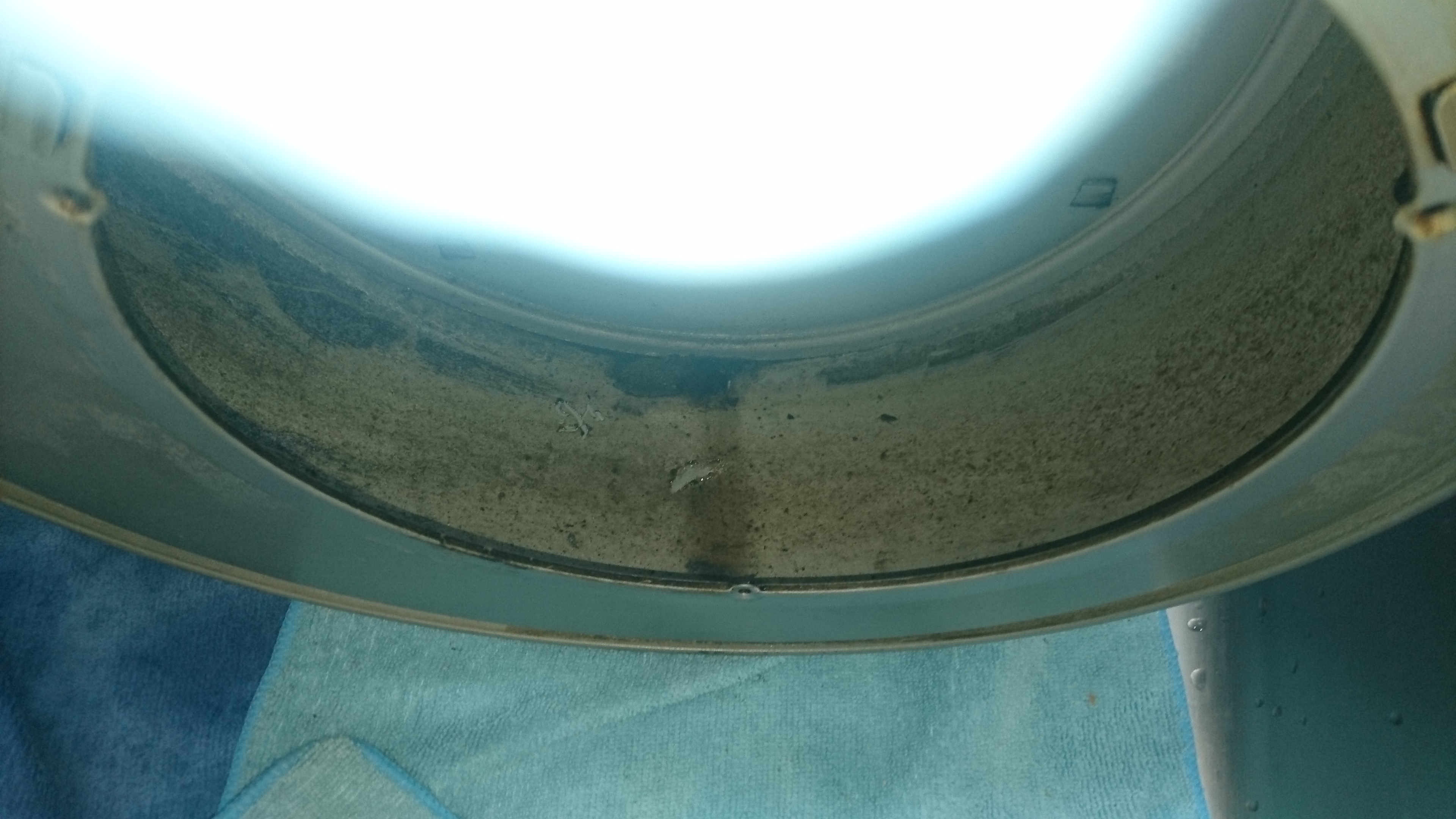 東京都東村山市のレンジフードクリーニングの作業前1