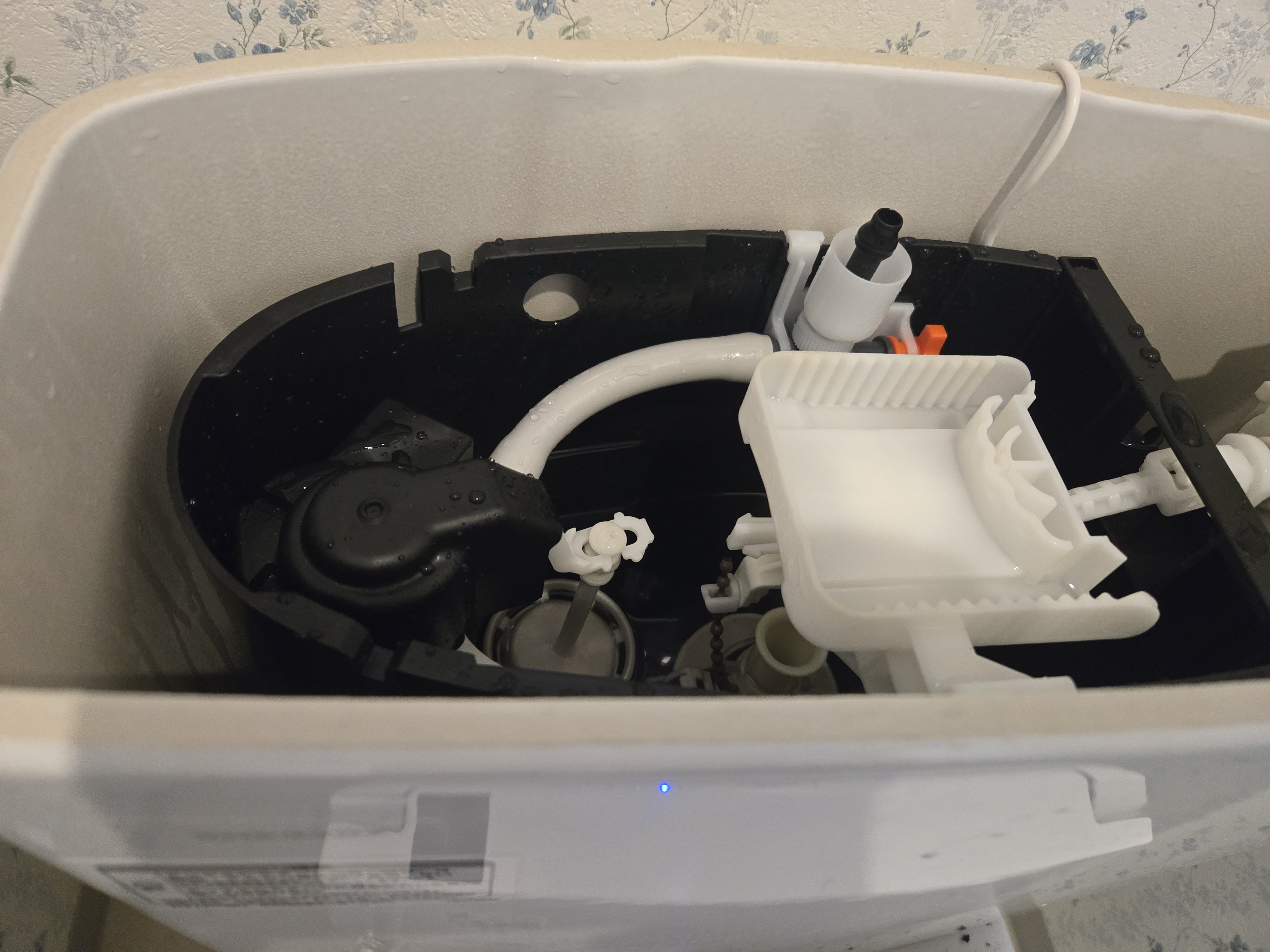 東京都小平市のトイレクリーニングの作業後3