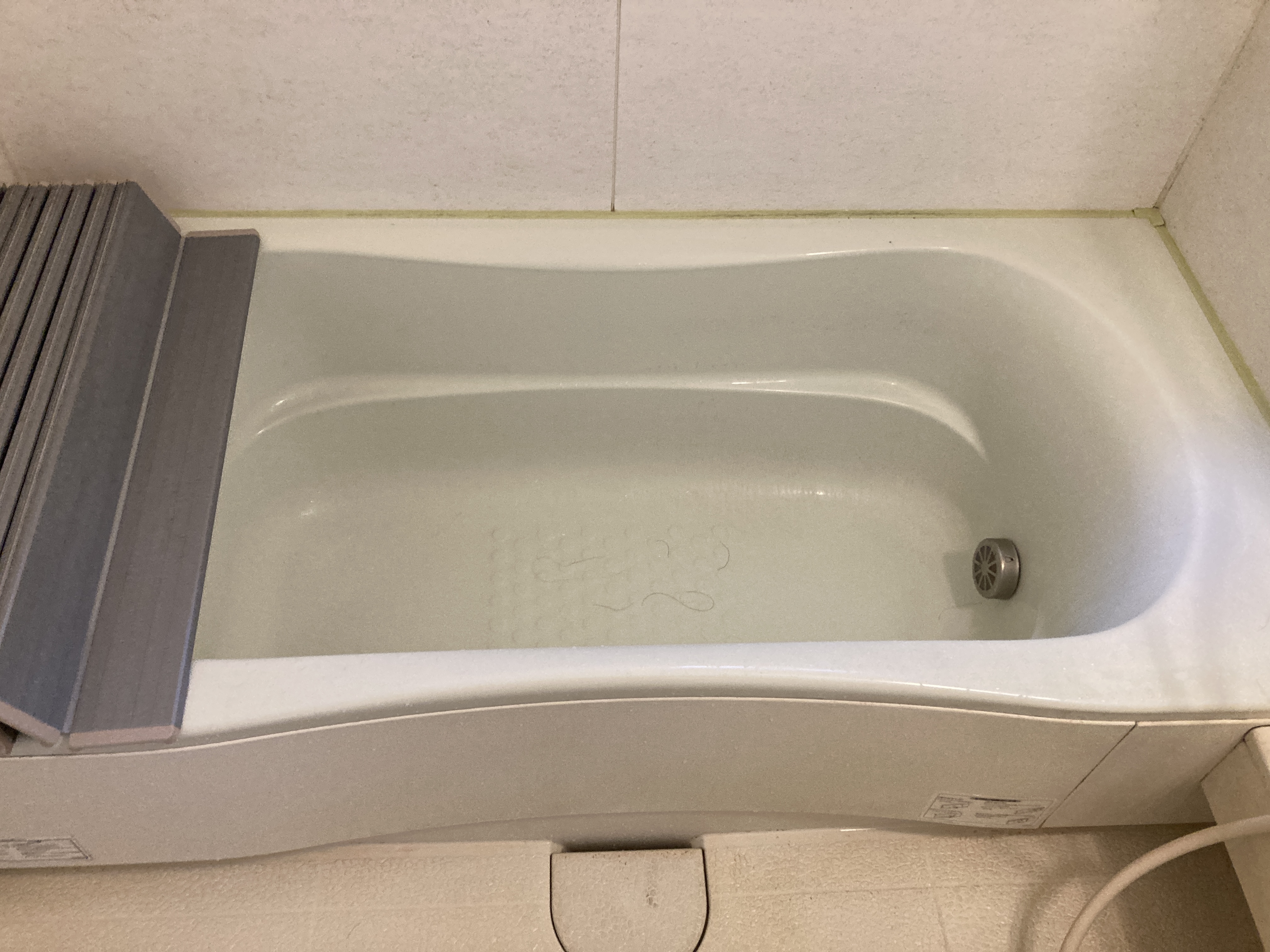 京都府相楽郡精華町精華台の浴室・お風呂クリーニングの作業前3