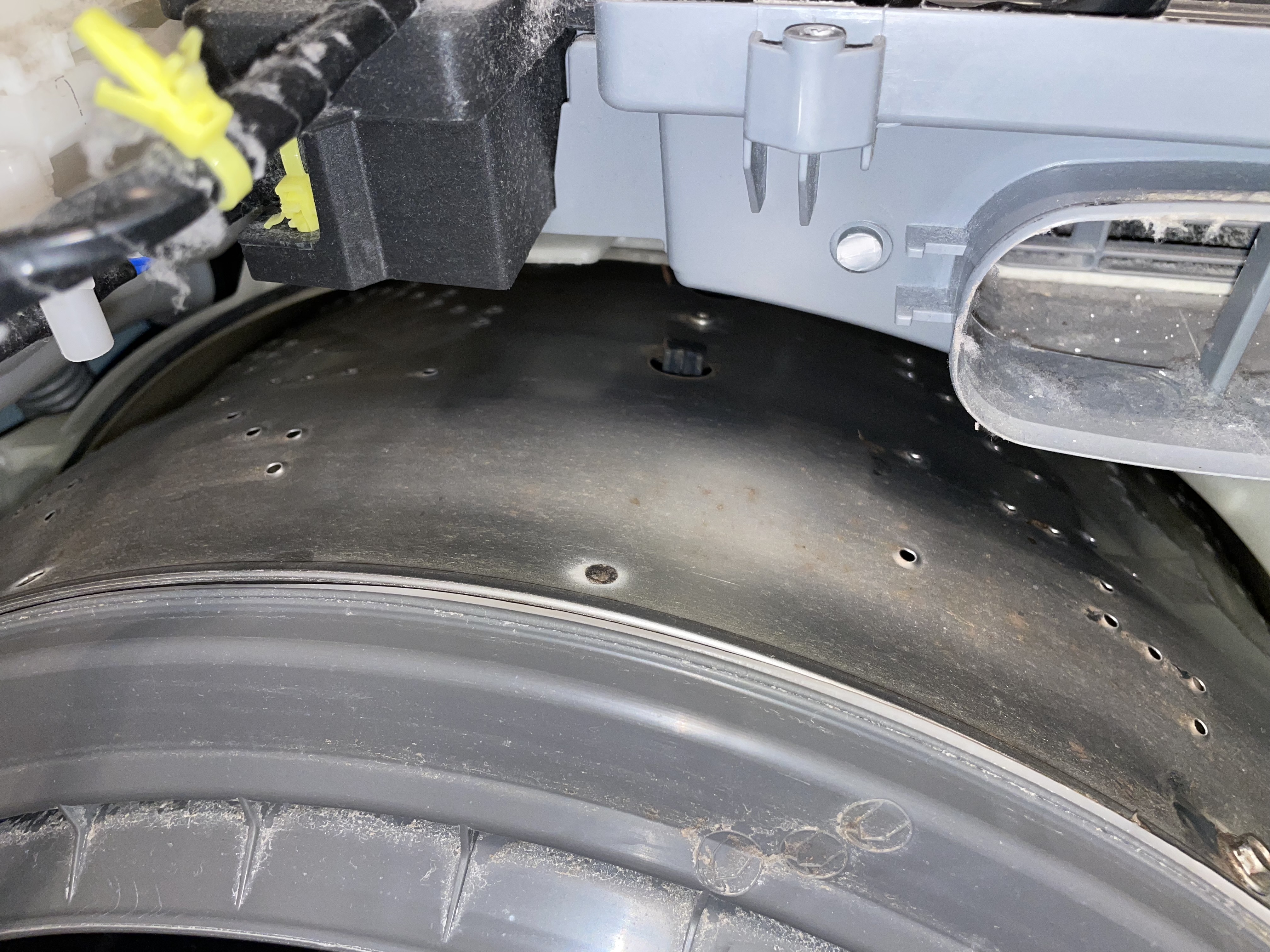 愛知県長久手市の洗濯機分解クリーニングの作業前2