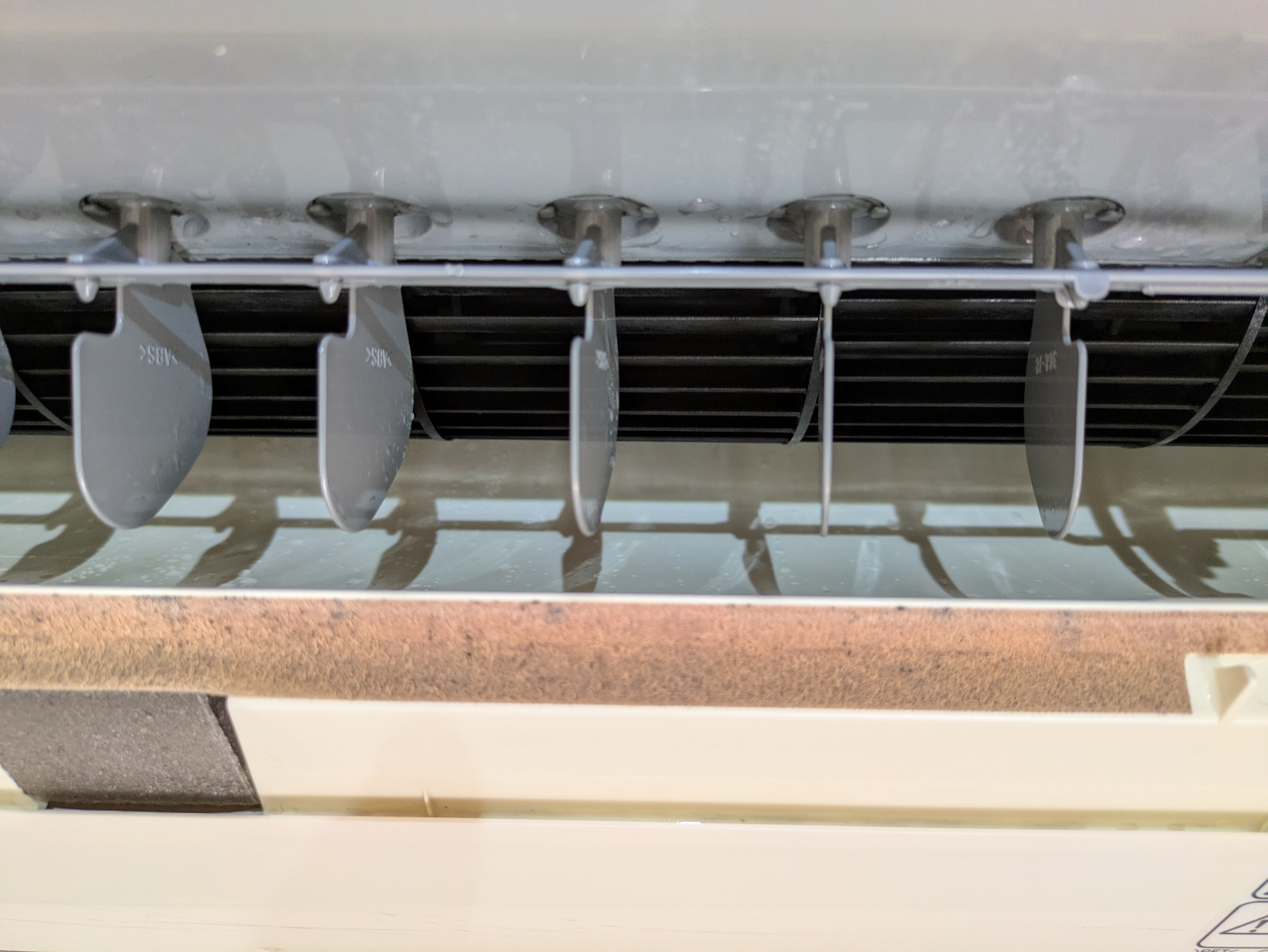 埼玉県蓮田市の壁掛けエアコンの作業後1