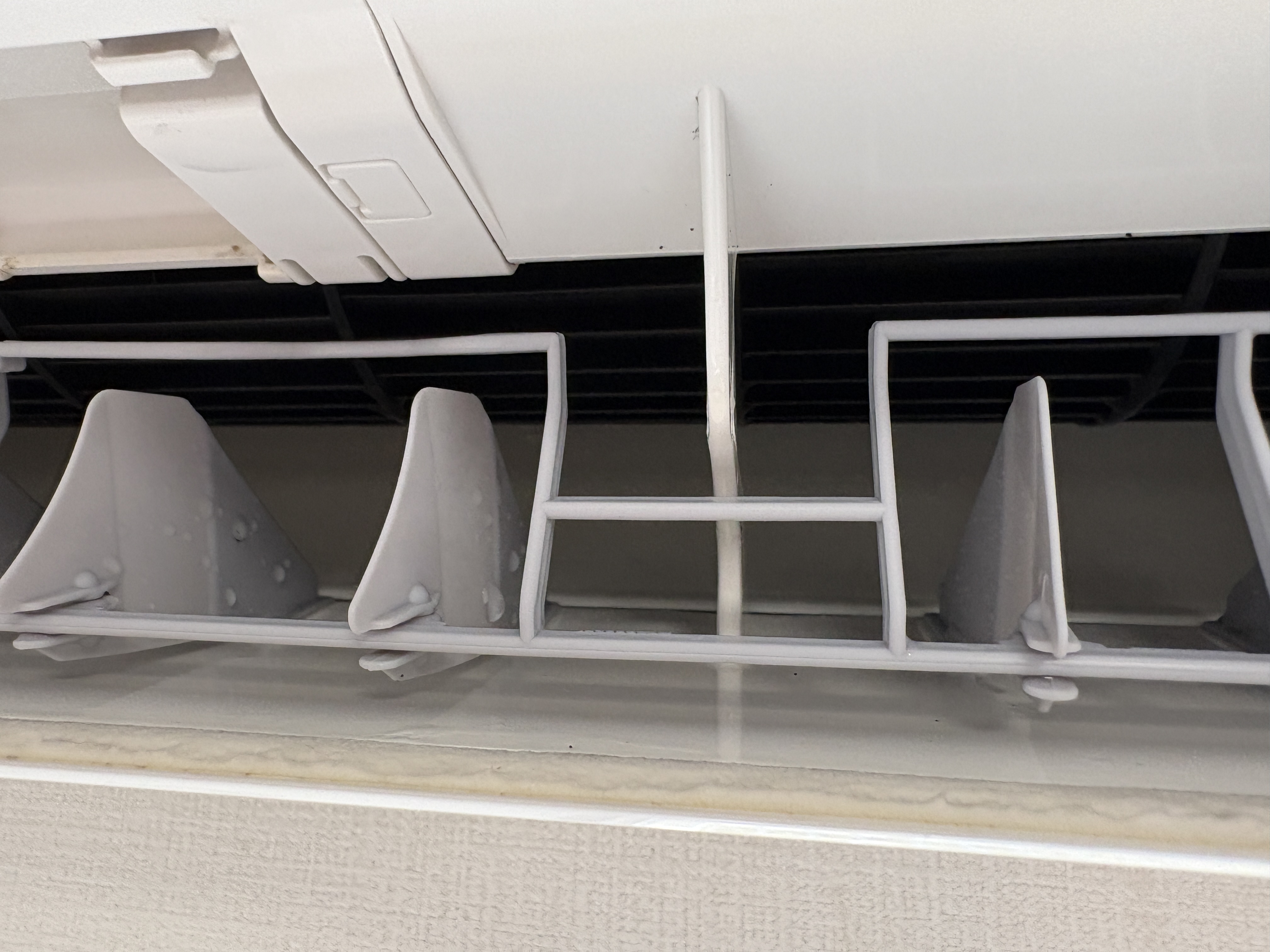 神奈川県厚木市の壁掛けエアコンの作業後1